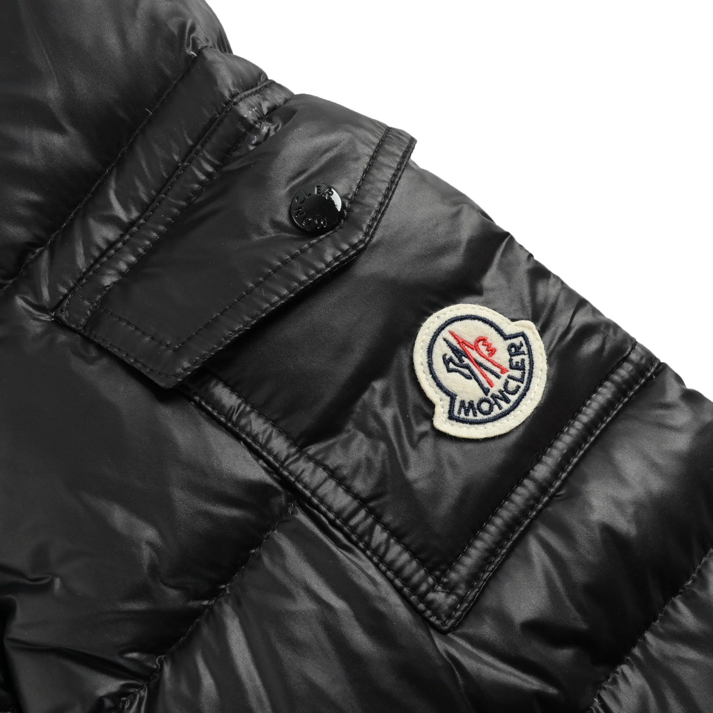 Moncler/蒙口 织带帽女款羽绒服 黑色 白色 粉色-莆田鞋,莆田鞋货源,高仿鞋,高仿鞋货源,安福档口,莆田高仿鞋,莆田鞋批发,高仿鞋批发,莆田高仿运动鞋,高仿运动鞋,莆田运动鞋 Moncler/蒙口 织带帽女款羽绒服 黑色 白色 粉色