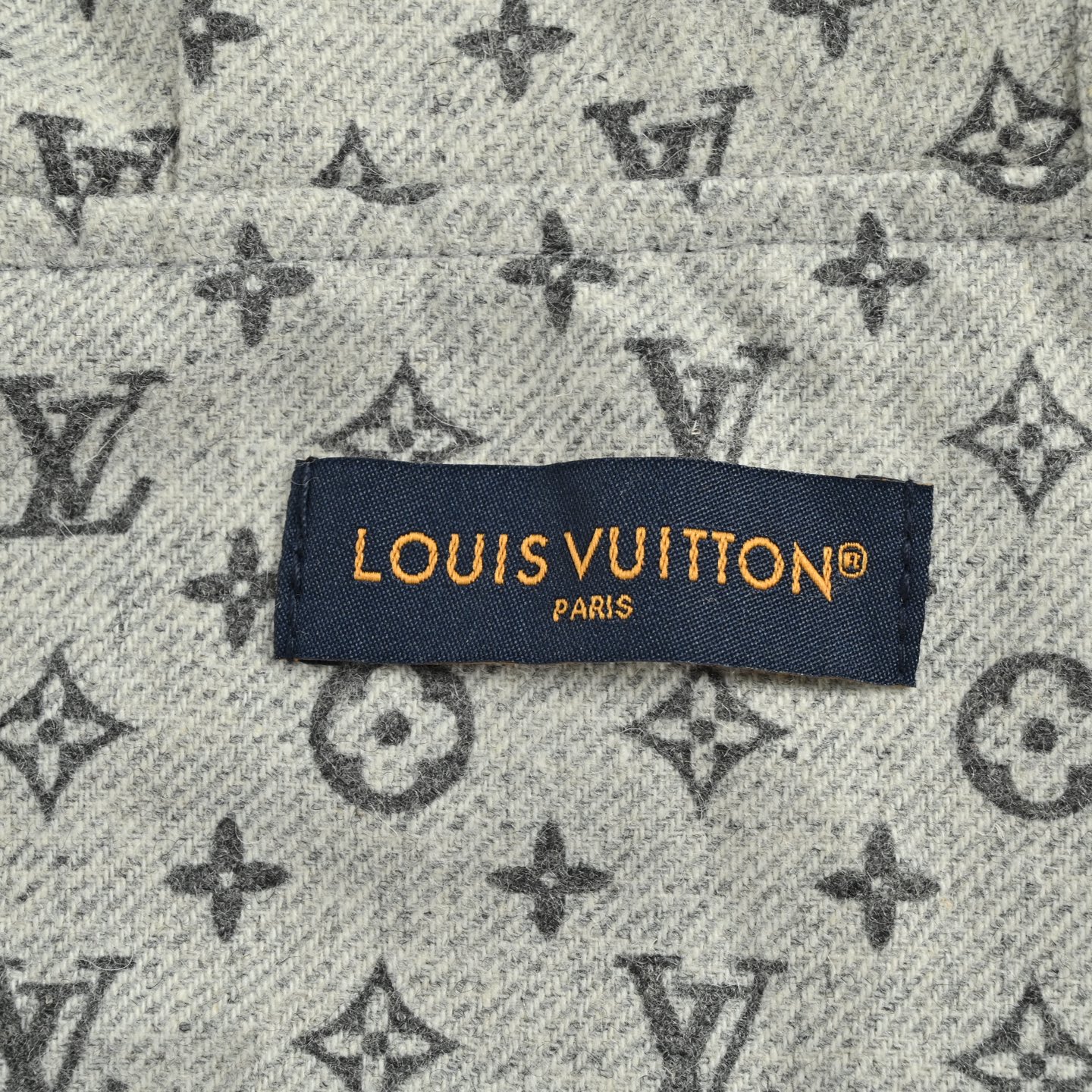Louis Vuitton/路易威登 老花满印拉链外套