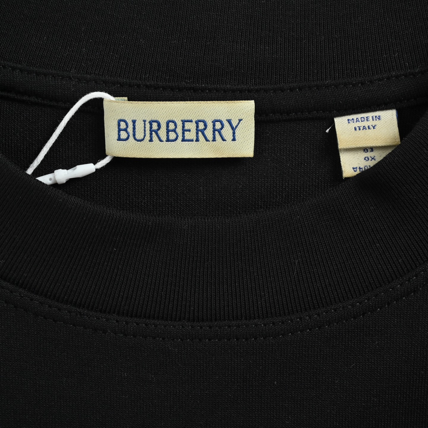 Burberry/巴宝莉 25Fw 十字绣编织战马刺绣长袖T恤 黑色 白色-莆田鞋,莆田鞋货源,高仿鞋,高仿鞋货源,安福档口,莆田高仿鞋,莆田鞋批发,高仿鞋批发,莆田高仿运动鞋,高仿运动鞋,莆田运动鞋 Burberry/巴宝莉 25Fw 十字绣编织战马刺绣长袖T恤 黑色 白色