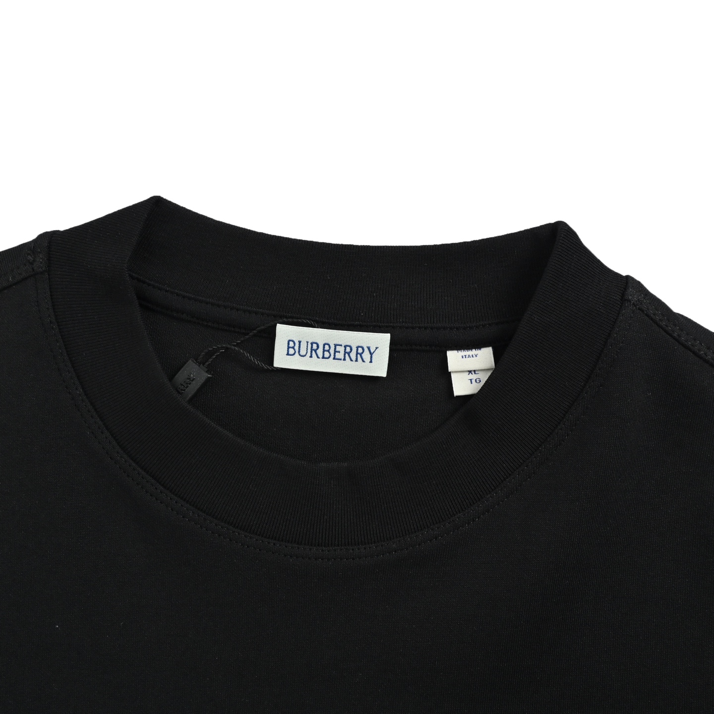 Burberry/巴宝莉 25Fw 胸前暗纹战马刺绣长袖T恤 黑色 白色-莆田鞋,莆田鞋货源,高仿鞋,高仿鞋货源,安福档口,莆田高仿鞋,莆田鞋批发,高仿鞋批发,莆田高仿运动鞋,高仿运动鞋,莆田运动鞋 Burberry/巴宝莉 25Fw 胸前暗纹战马刺绣长袖T恤 黑色 白色