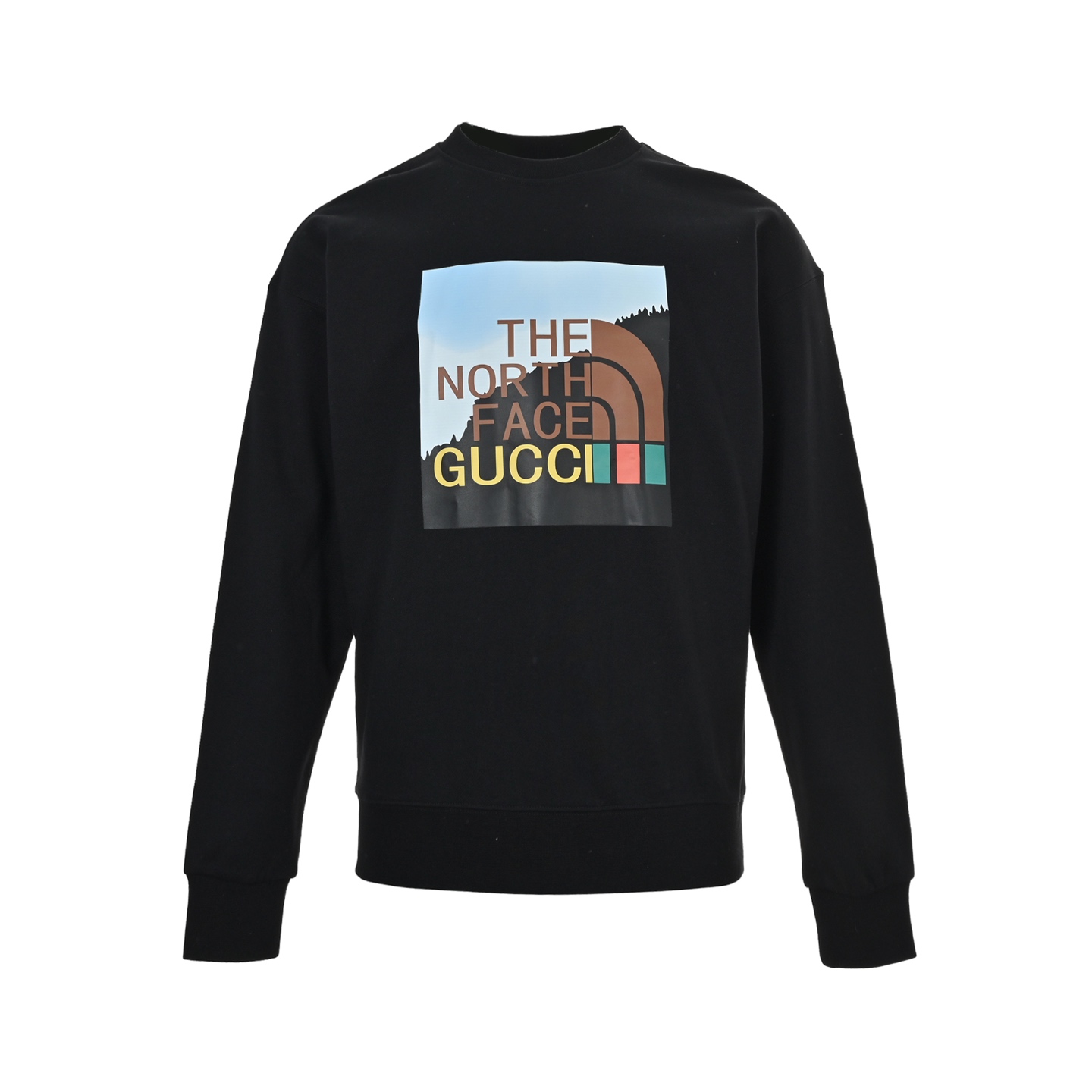 本地自取:💰220
Gucci & The North Face 联名款森林印花圆领卫衣
🆕25FW秋冬新款圆领卫衣 面料客订精梳棉洗水后450克 定染螺纹 舒适透气 微宽松设计裁剪兼具个性时尚范儿 男女同款
轻奢主义 男女日常通勤穿搭必备单品 正确版本 欢迎对比
详细特征
· 面部无尘烧毛工艺 底部吸毛 环保活性染
· 双针车线跨缝工艺
· 原版主唛水洗吊牌防潮纸包装
Size:S-XL