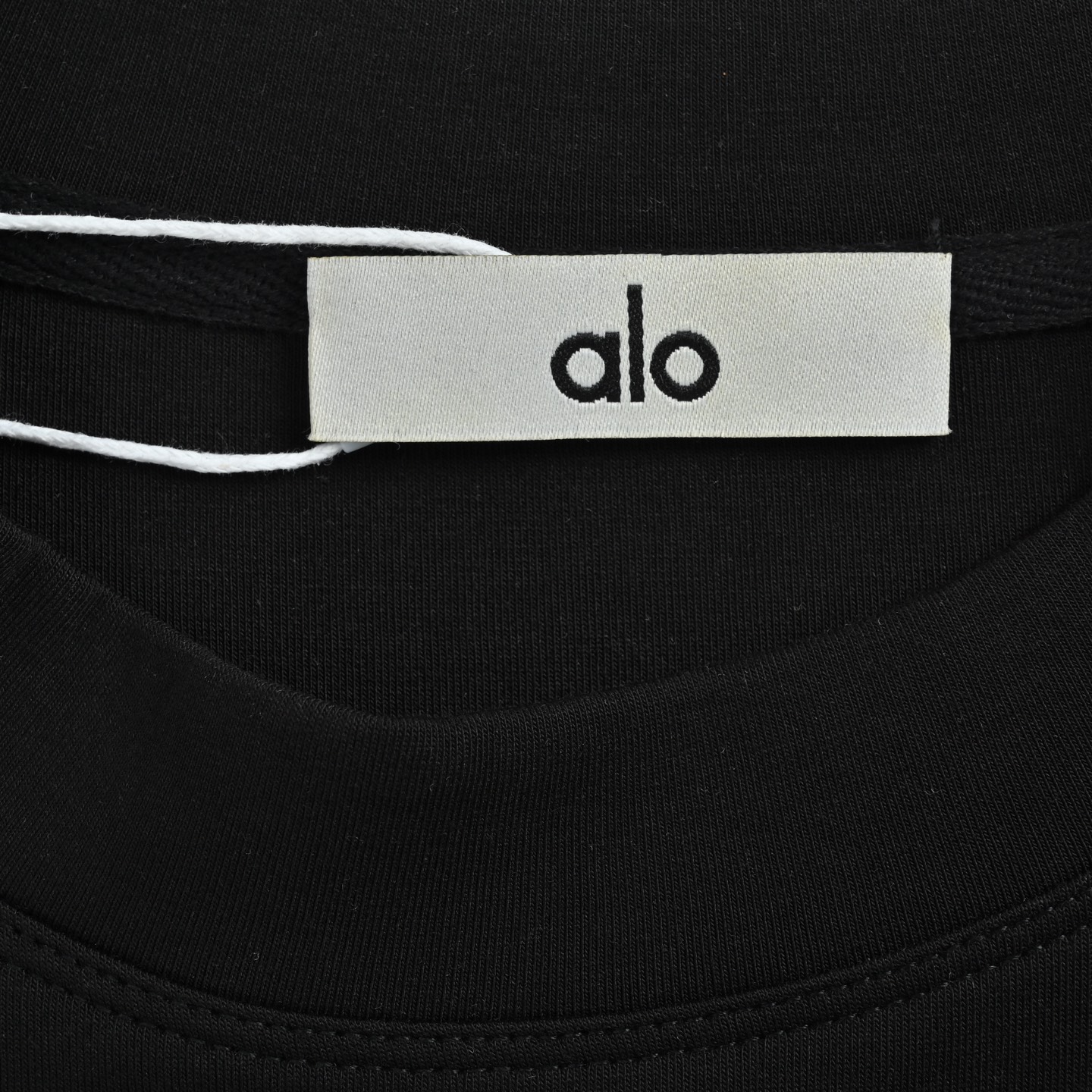 ALO 25Fw 暗纹立体logo榻榻米刺绣长袖T恤