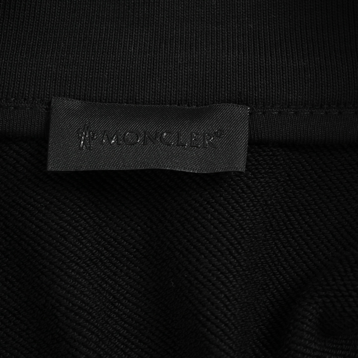 Moncler/蒙口 胸前黑标立领拉链外套