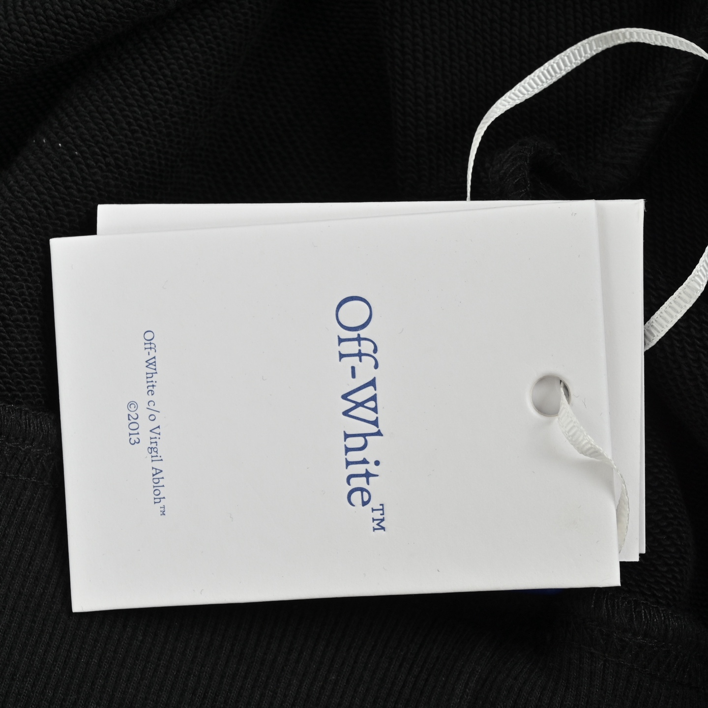 OFF WHITE CO VIRGIL 24Fw 数码耳机箭头印花圆领卫衣-莆田鞋,莆田鞋货源,高仿鞋,高仿鞋货源,安福档口,莆田高仿鞋,莆田鞋批发,高仿鞋批发,莆田高仿运动鞋,高仿运动鞋,莆田运动鞋 OFF WHITE CO VIRGIL 24Fw 数码耳机箭头印花圆领卫衣