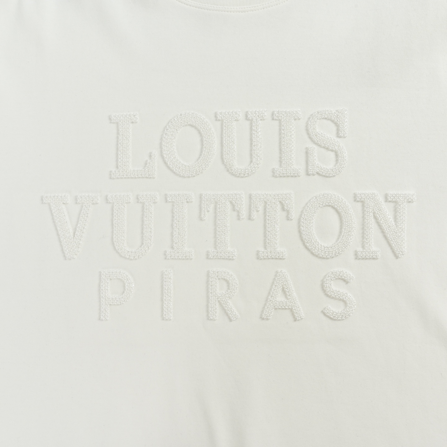 Louis Vuitton/路易威登 暗纹编织立体logo刺绣长袖T恤 黑色 白色