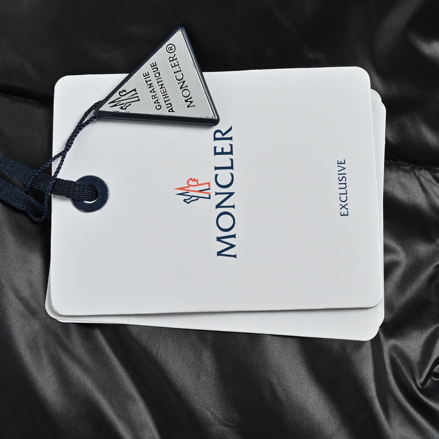 Moncler/蒙口 Dervox短款立领羽绒服