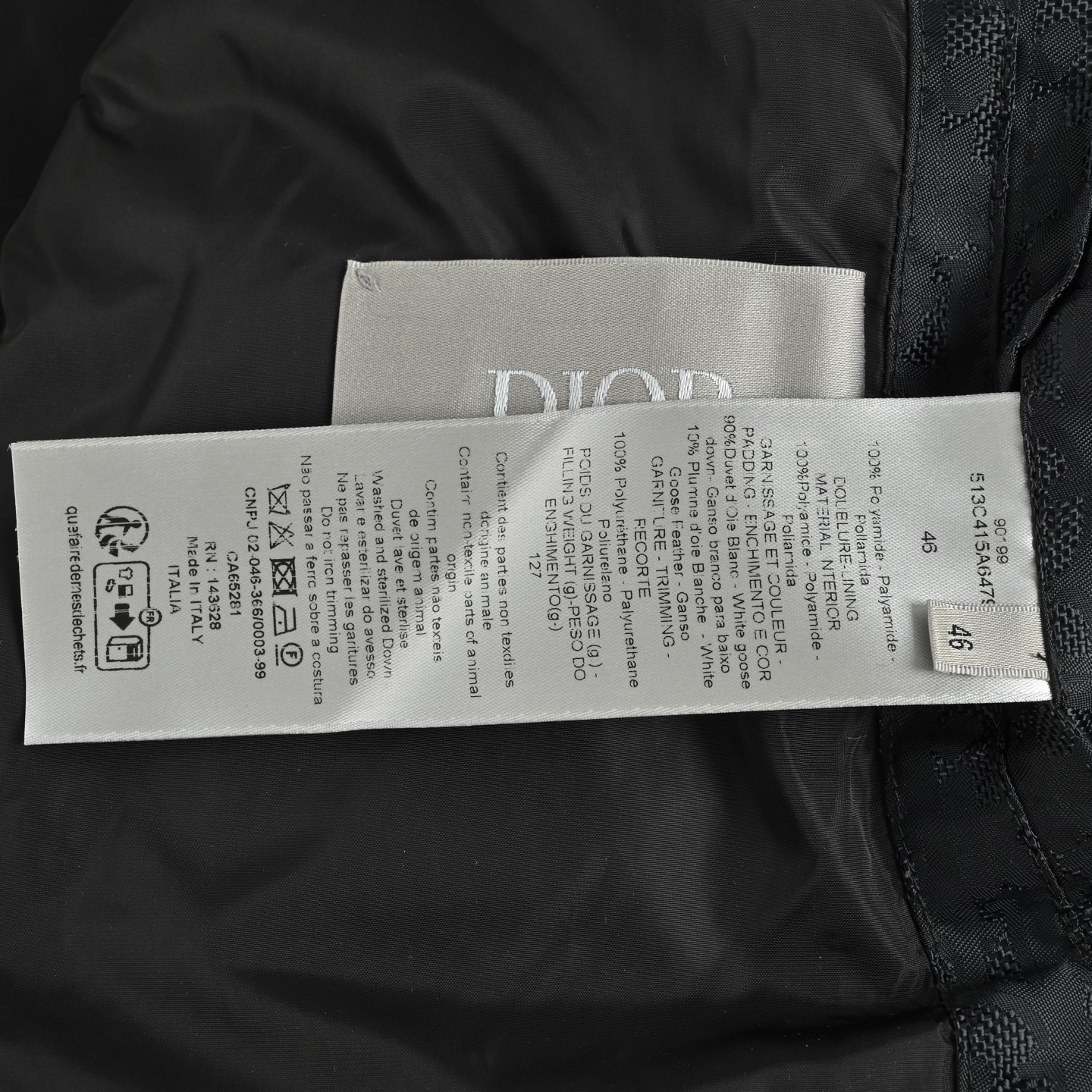 Dior/迪奥 暗纹老花翻领羽绒服-莆田鞋,莆田鞋货源,高仿鞋,高仿鞋货源,安福档口,莆田高仿鞋,莆田鞋批发,高仿鞋批发,莆田高仿运动鞋,高仿运动鞋,莆田运动鞋 Dior/迪奥 暗纹老花翻领羽绒服