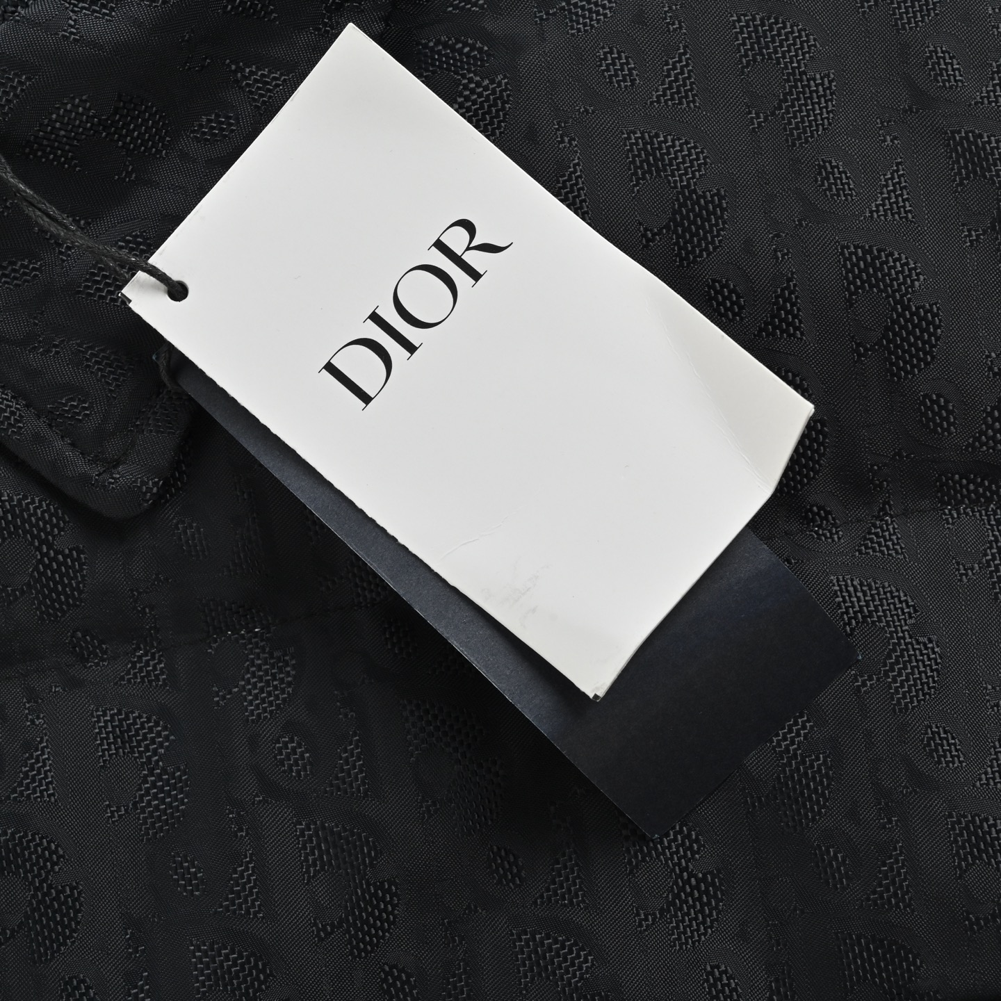 Dior/迪奥 暗纹老花翻领羽绒服-莆田鞋,莆田鞋货源,高仿鞋,高仿鞋货源,安福档口,莆田高仿鞋,莆田鞋批发,高仿鞋批发,莆田高仿运动鞋,高仿运动鞋,莆田运动鞋 Dior/迪奥 暗纹老花翻领羽绒服