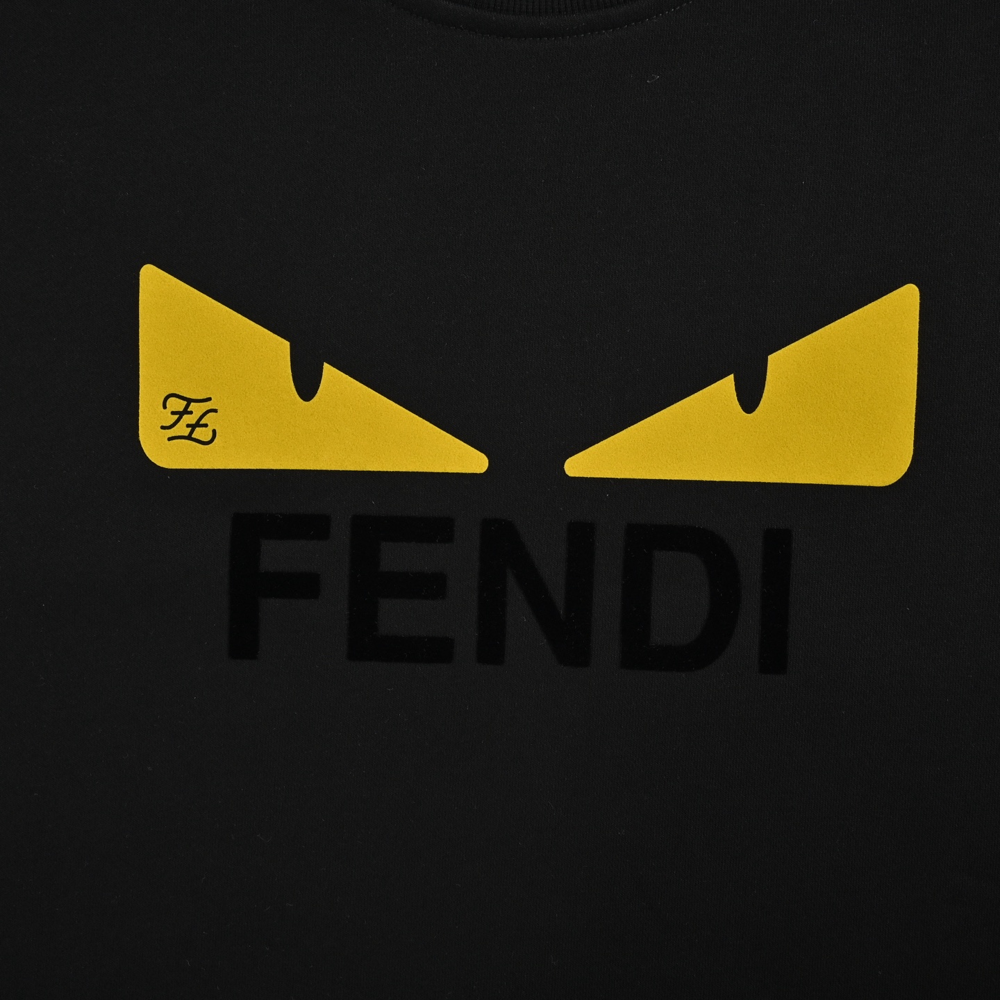 Fendi/芬迪 25Fw 植绒眼睛圆领卫衣-Chinese UA Cheap High Quatity Brand Clothes Bags handbags Sneakers wholesale wholesaler seller from China Factory suppliers Fashion Clothing Shoes best Quality Beautiful Price Fendi/芬迪 25Fw 植绒眼睛圆领卫衣
