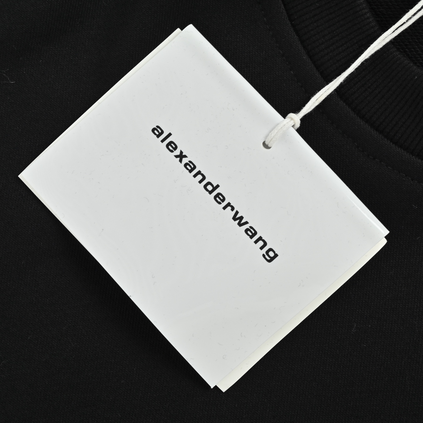 Alexander Wang/亚历山大王 25Fw 毛边字母圆领卫衣-Chinese UA Cheap High Quatity Brand Clothes Bags handbags Sneakers wholesale wholesaler seller from China Factory suppliers Fashion Clothing Shoes best Quality Beautiful Price Alexander Wang/亚历山大王 25Fw 毛边字母圆领卫衣