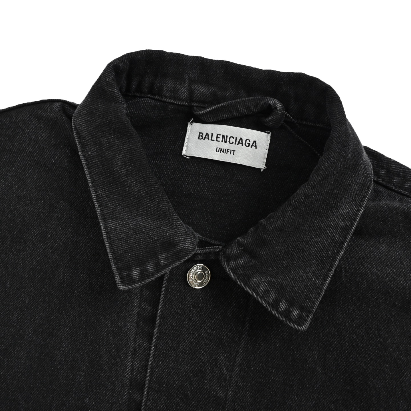 Balenciaga/巴黎世家 后背烫钻logo牛仔外套 黑色牛仔外套