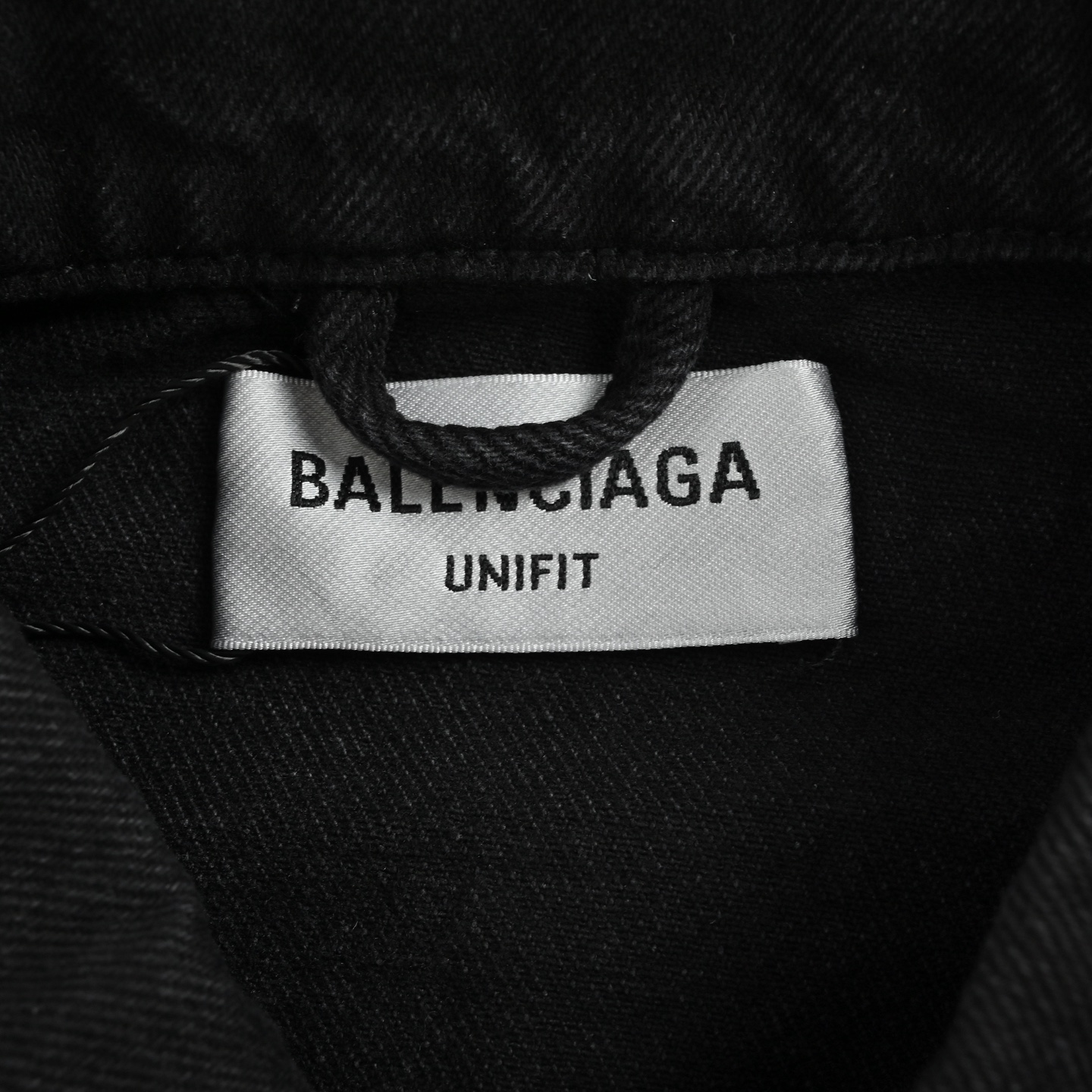 Balenciaga/巴黎世家 水洗梵文铁塔牛仔外套 水洗梵文哥特字体埃菲尔铁塔加厚牛仔外套