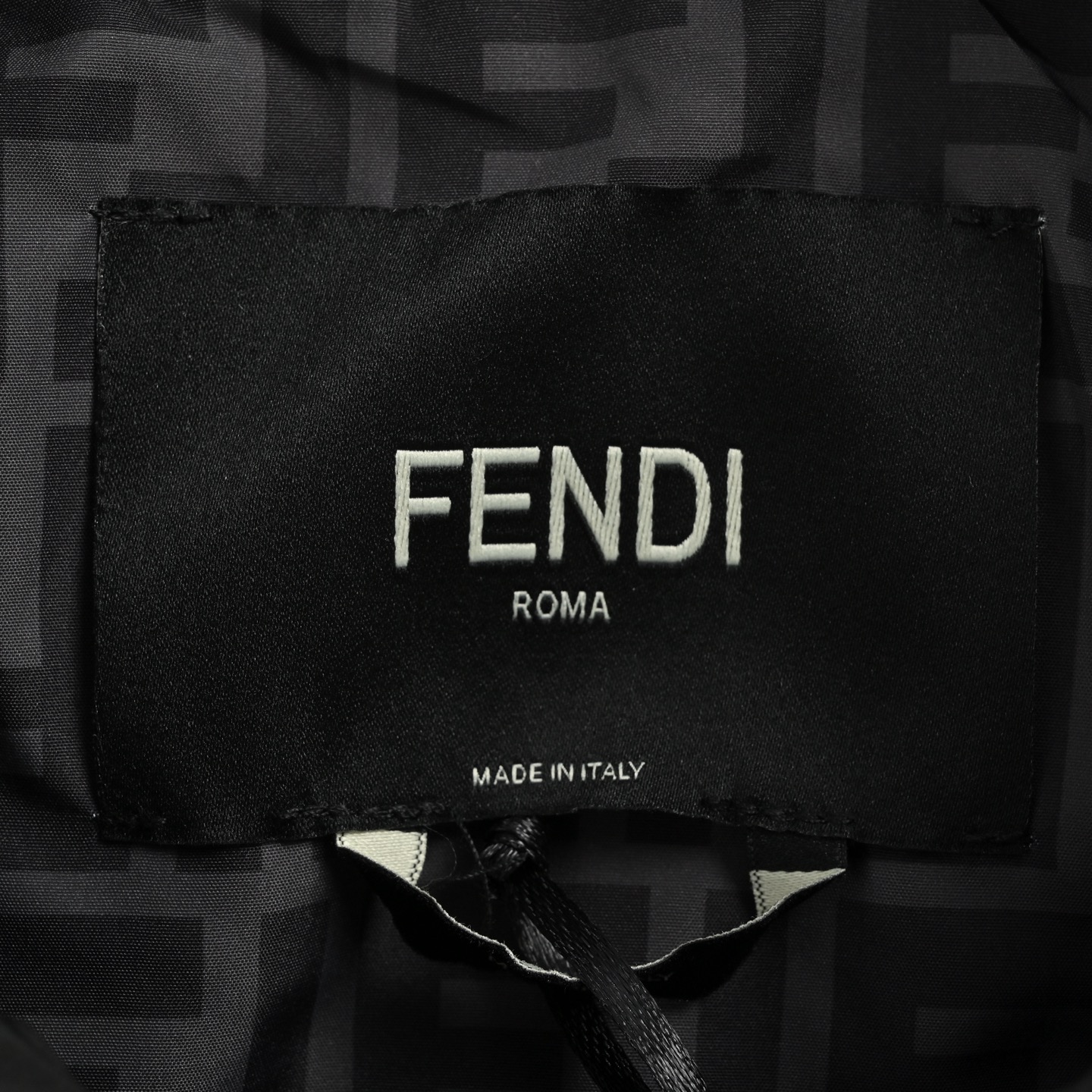 Fendi/芬迪 华达呢薄棉棉服夹克外套
