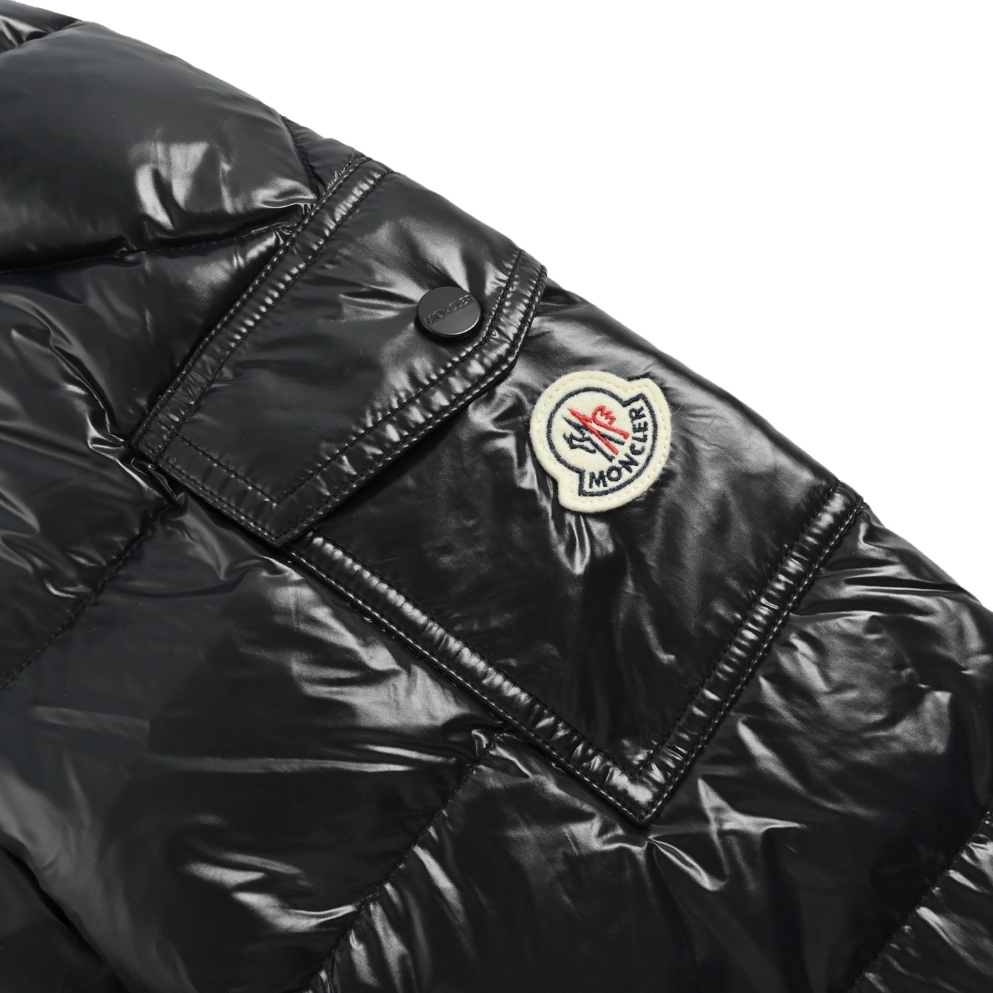 Moncler/蒙口 Petra女士短款羽绒服