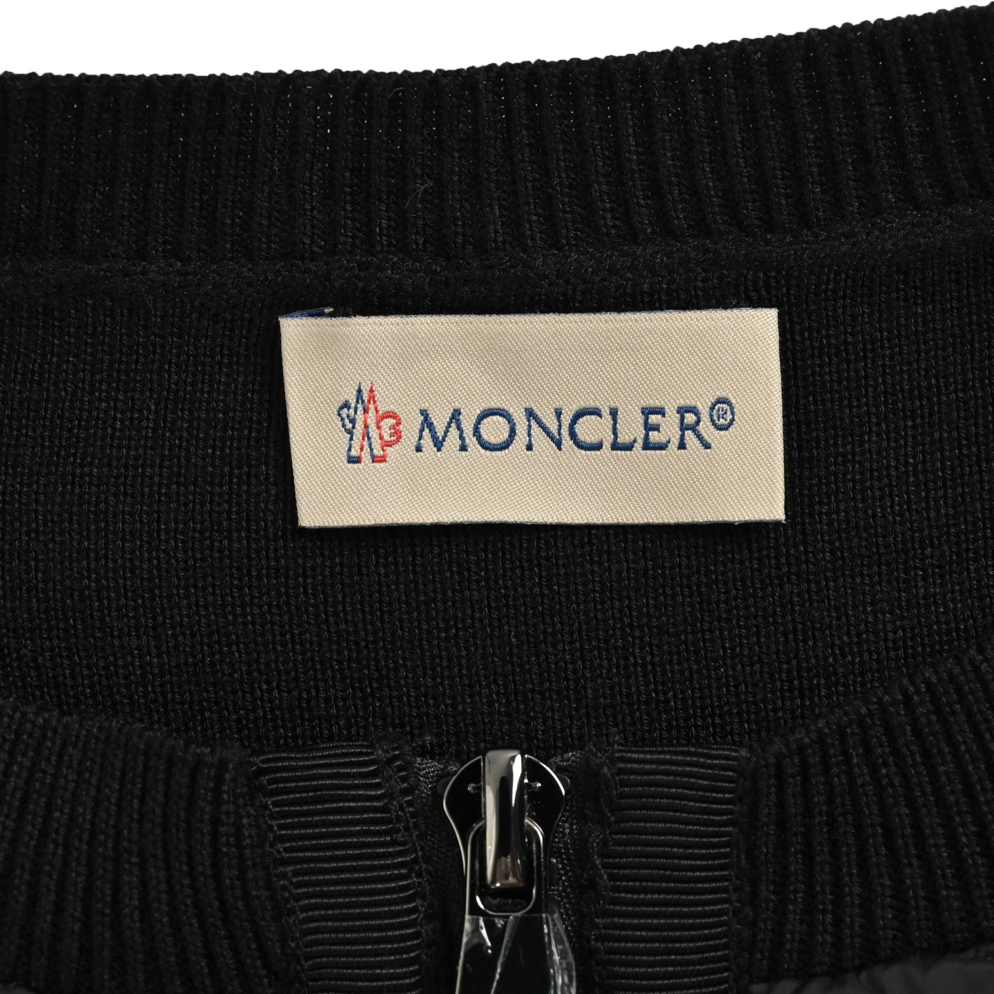 Moncler/蒙口 四口袋针织拼接羽绒外套