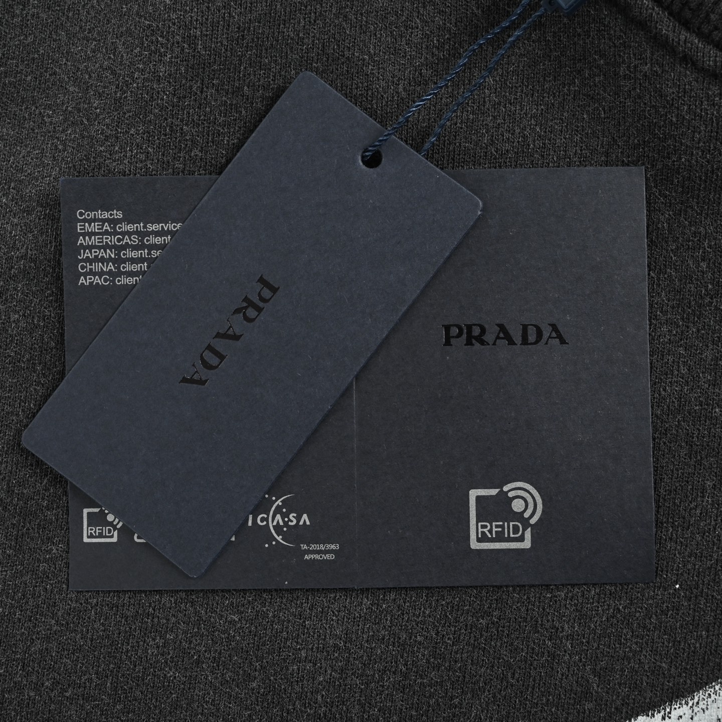 Prada/普拉达 水洗手绘字母字母圆领卫衣 定制高克重