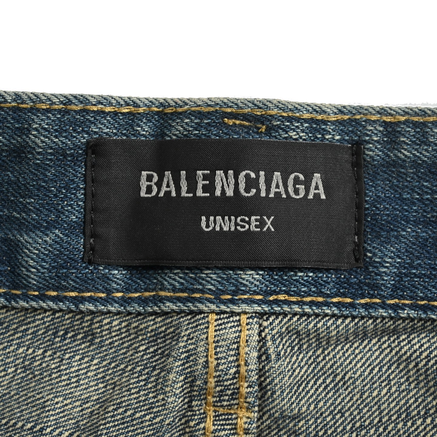 Balenciaga/巴黎世家 CUT-UP圆环刺绣刺绣拼接牛仔裤