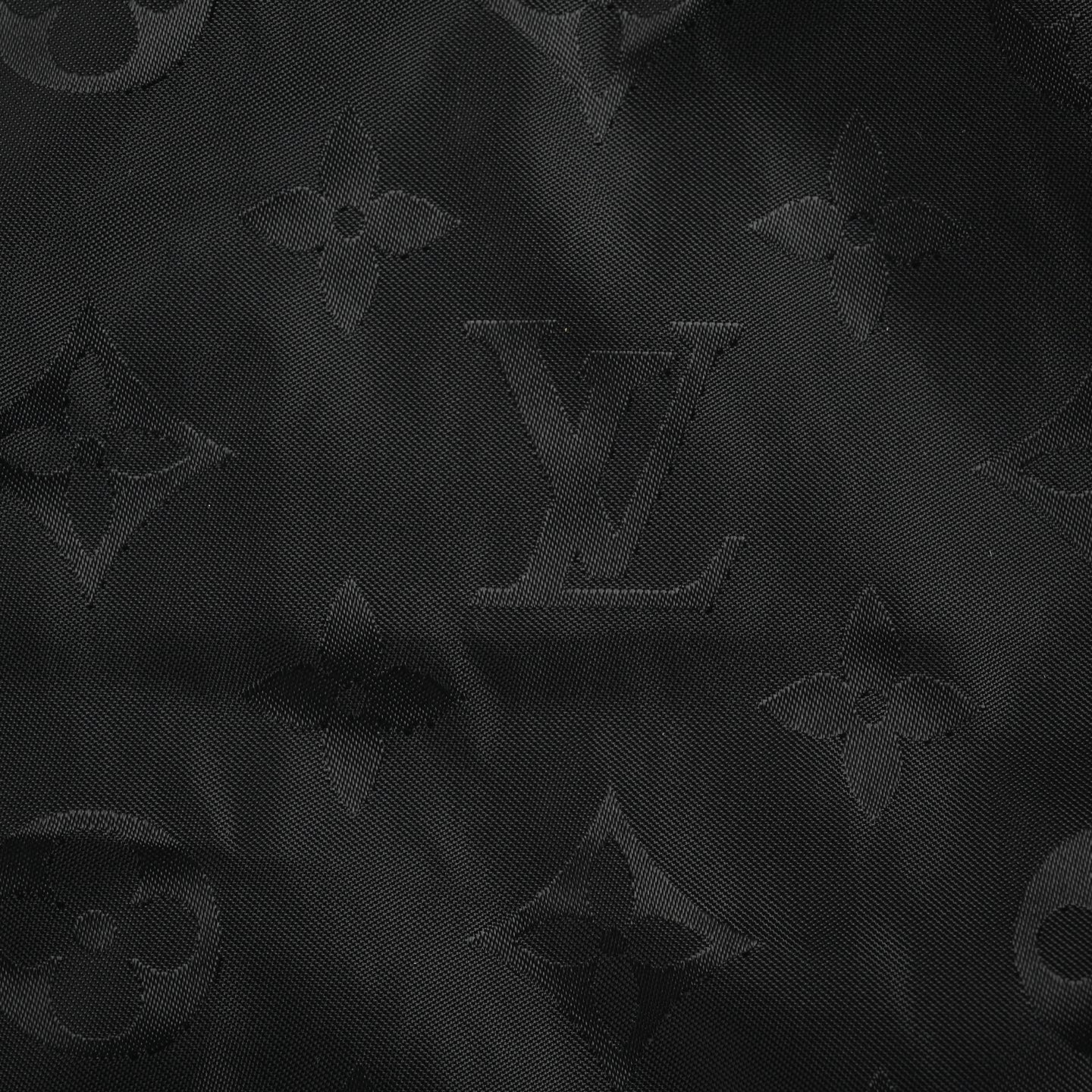 Louis Vuitton/路易威登 24Fw 皮牌羊羔绒立领夹克外套 黑色-莆田鞋,莆田鞋货源,高仿鞋,高仿鞋货源,安福档口,莆田高仿鞋,莆田鞋批发,高仿鞋批发,莆田高仿运动鞋,高仿运动鞋,莆田运动鞋 Louis Vuitton/路易威登 24Fw 皮牌羊羔绒立领夹克外套 黑色
