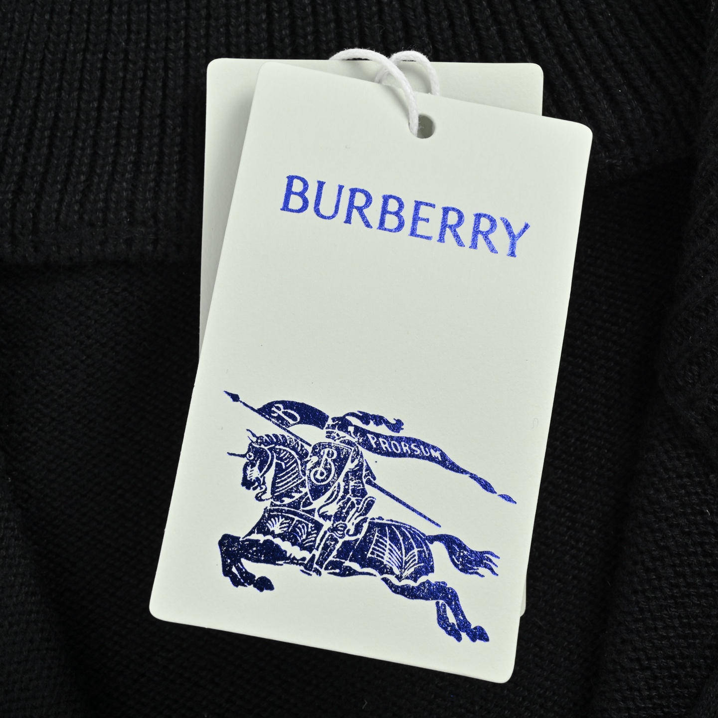 Burberry/巴宝莉 25Fw 战马小标刺绣半拉链毛衣-莆田鞋,莆田鞋货源,高仿鞋,高仿鞋货源,安福档口,莆田高仿鞋,莆田鞋批发,高仿鞋批发,莆田高仿运动鞋,高仿运动鞋,莆田运动鞋 Burberry/巴宝莉 25Fw 战马小标刺绣半拉链毛衣