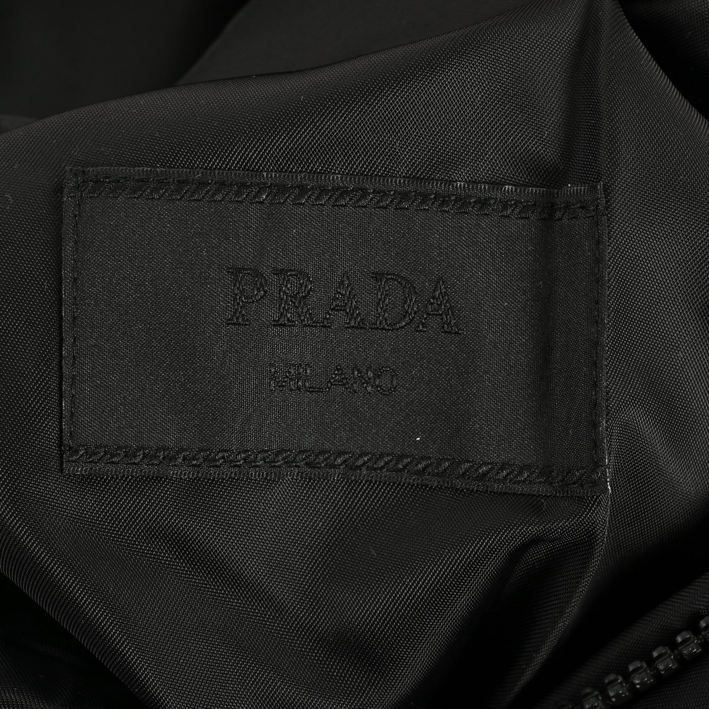 Prada/普拉达 暗纹提花双面穿羽绒服-莆田鞋,莆田鞋货源,高仿鞋,高仿鞋货源,安福档口,莆田高仿鞋,莆田鞋批发,高仿鞋批发,莆田高仿运动鞋,高仿运动鞋,莆田运动鞋 Prada/普拉达 暗纹提花双面穿羽绒服
