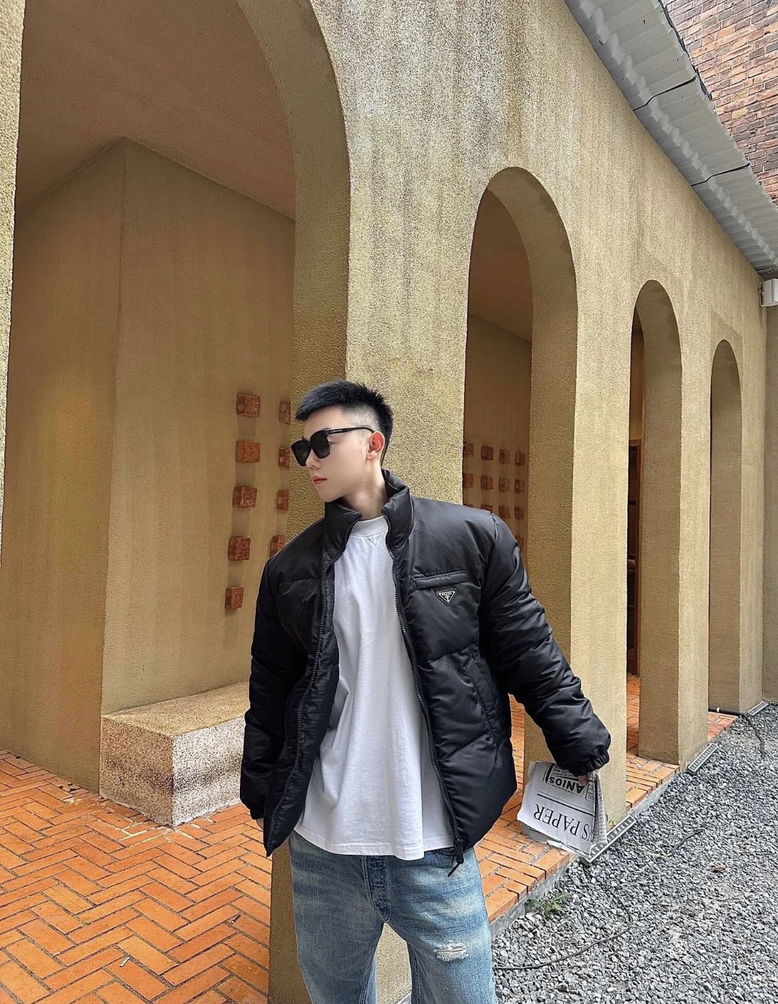 Prada/普拉达 暗纹提花双面穿羽绒服上身效果#