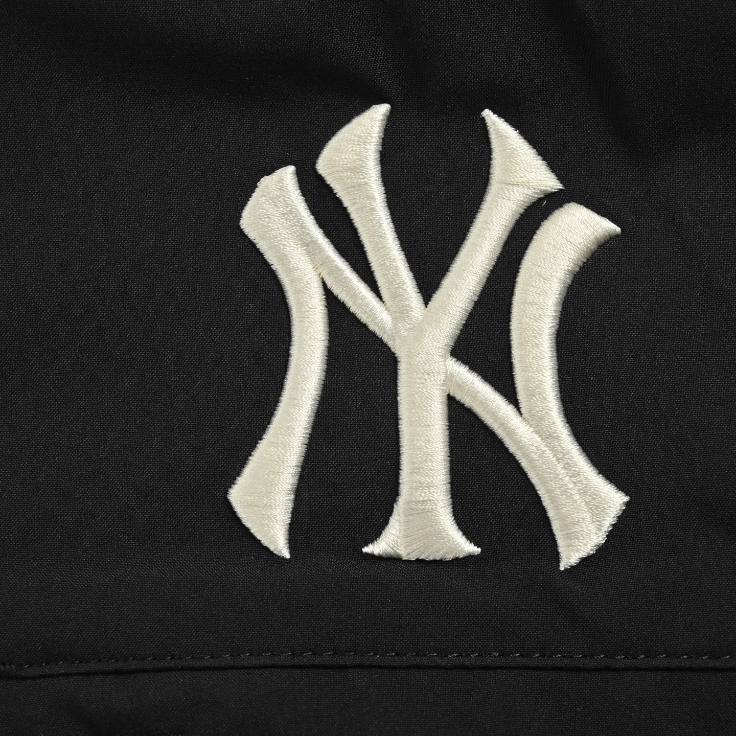 MLB 二代大口袋工装毛领羽绒服 张凌赫同款 填充物白鸭绒-莆田鞋,莆田鞋货源,高仿鞋,高仿鞋货源,安福档口,莆田高仿鞋,莆田鞋批发,高仿鞋批发,莆田高仿运动鞋,高仿运动鞋,莆田运动鞋 MLB 二代大口袋工装毛领羽绒服 张凌赫同款 填充物白鸭绒