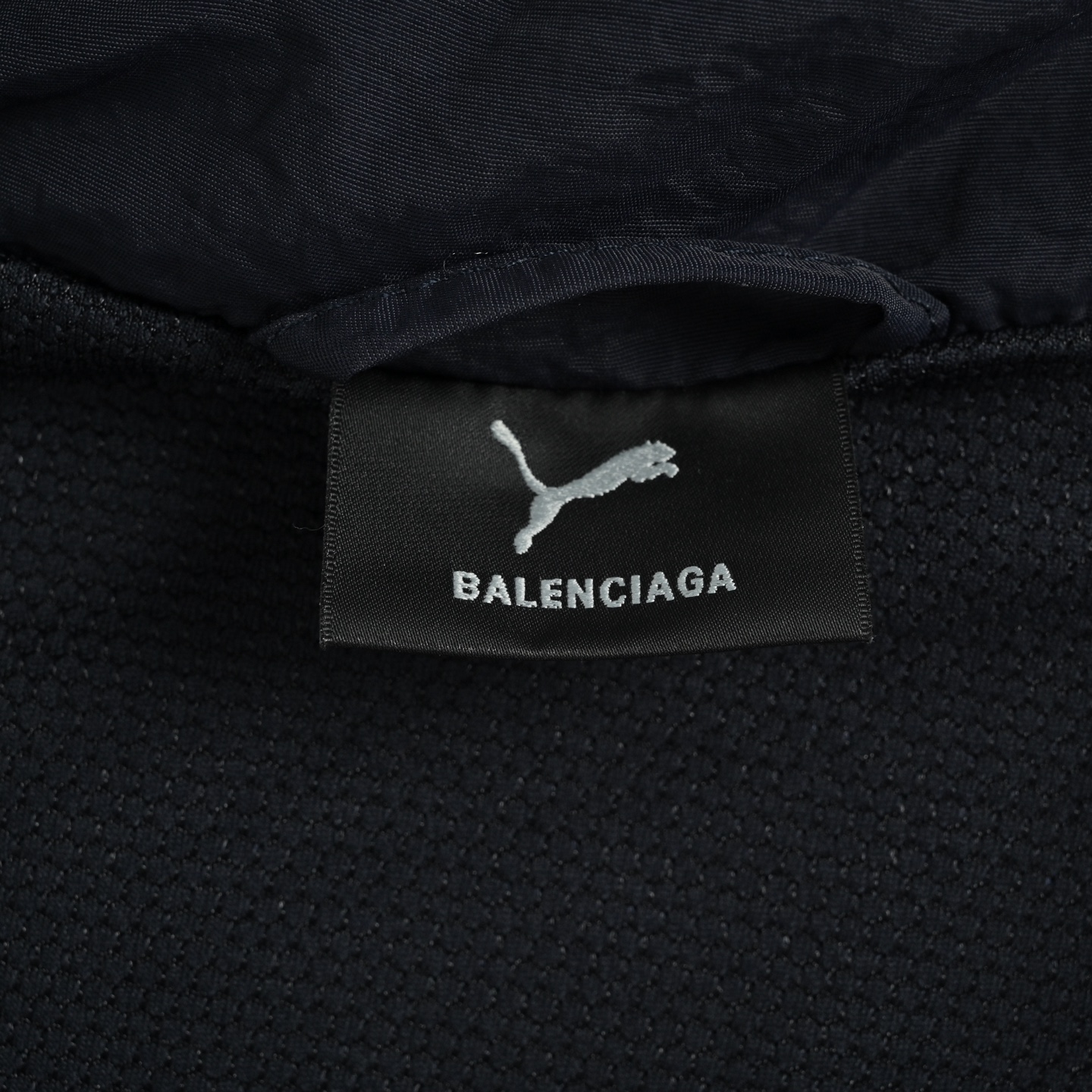 Balenciaga/巴黎世家 Puma联名做旧套装运动外套