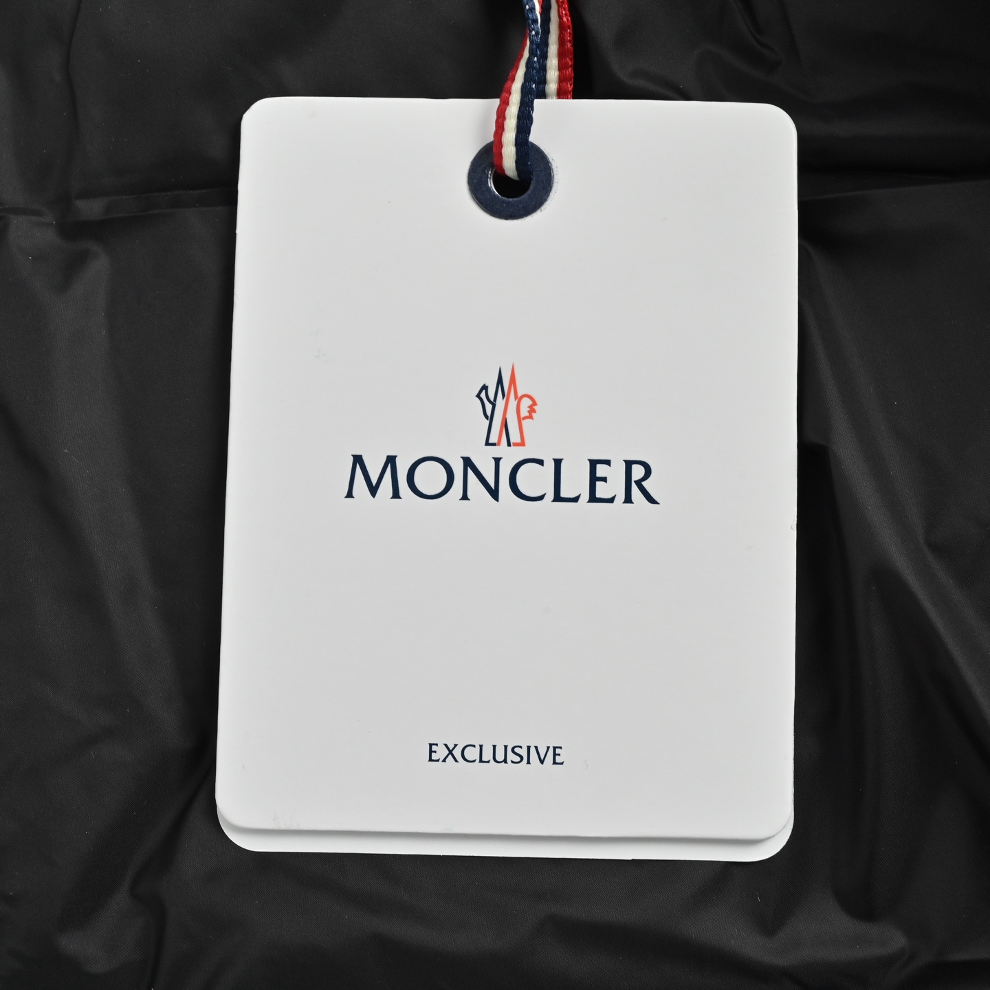 Moncler/蒙口 女士针织捆边收腰羽绒服