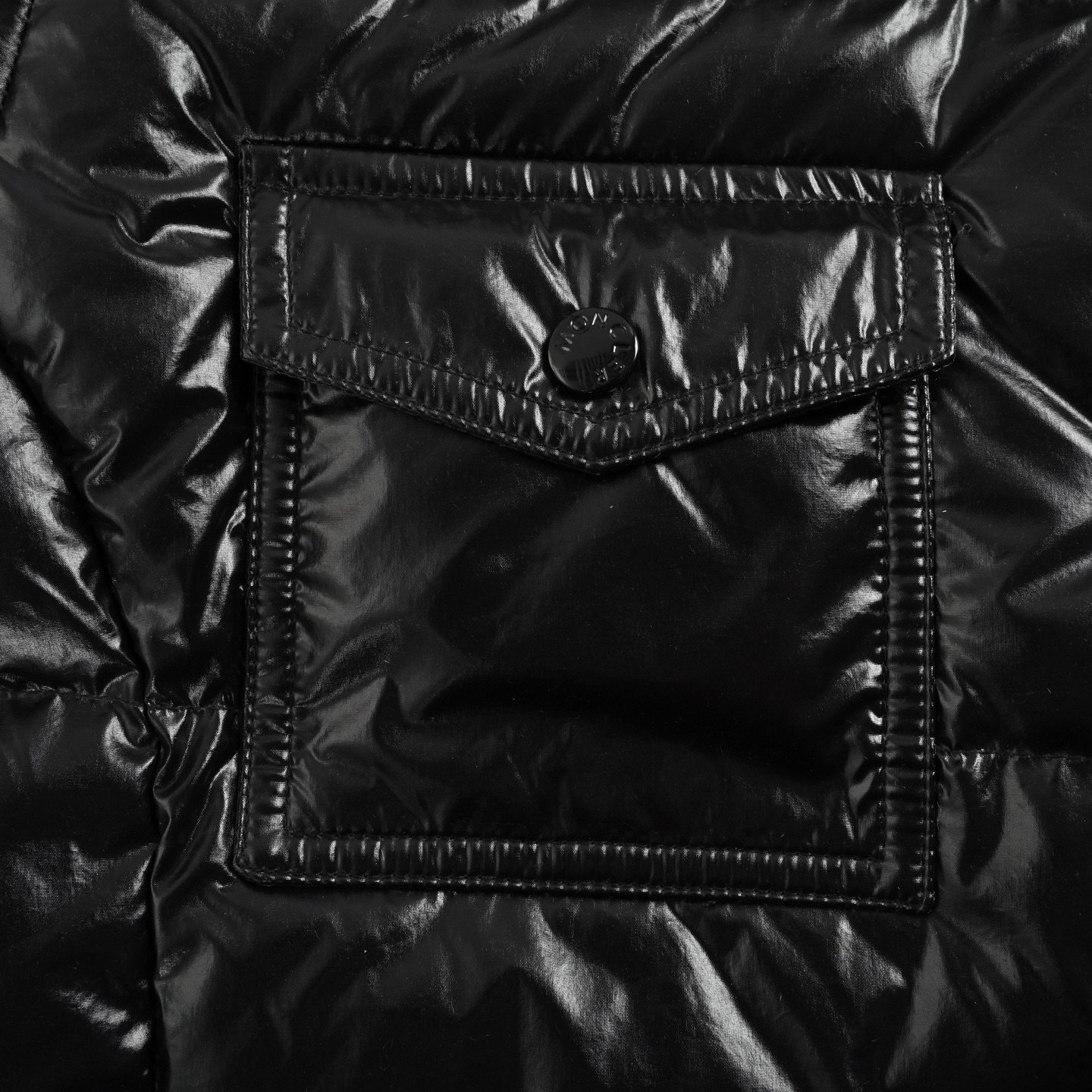 Moncler/蒙口 女士针织捆边收腰羽绒服