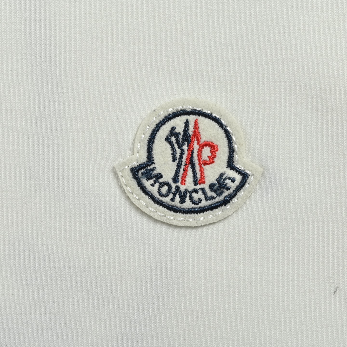 Moncler/蒙口 25Fw 刺绣徽标长袖T恤 黑色 白色
