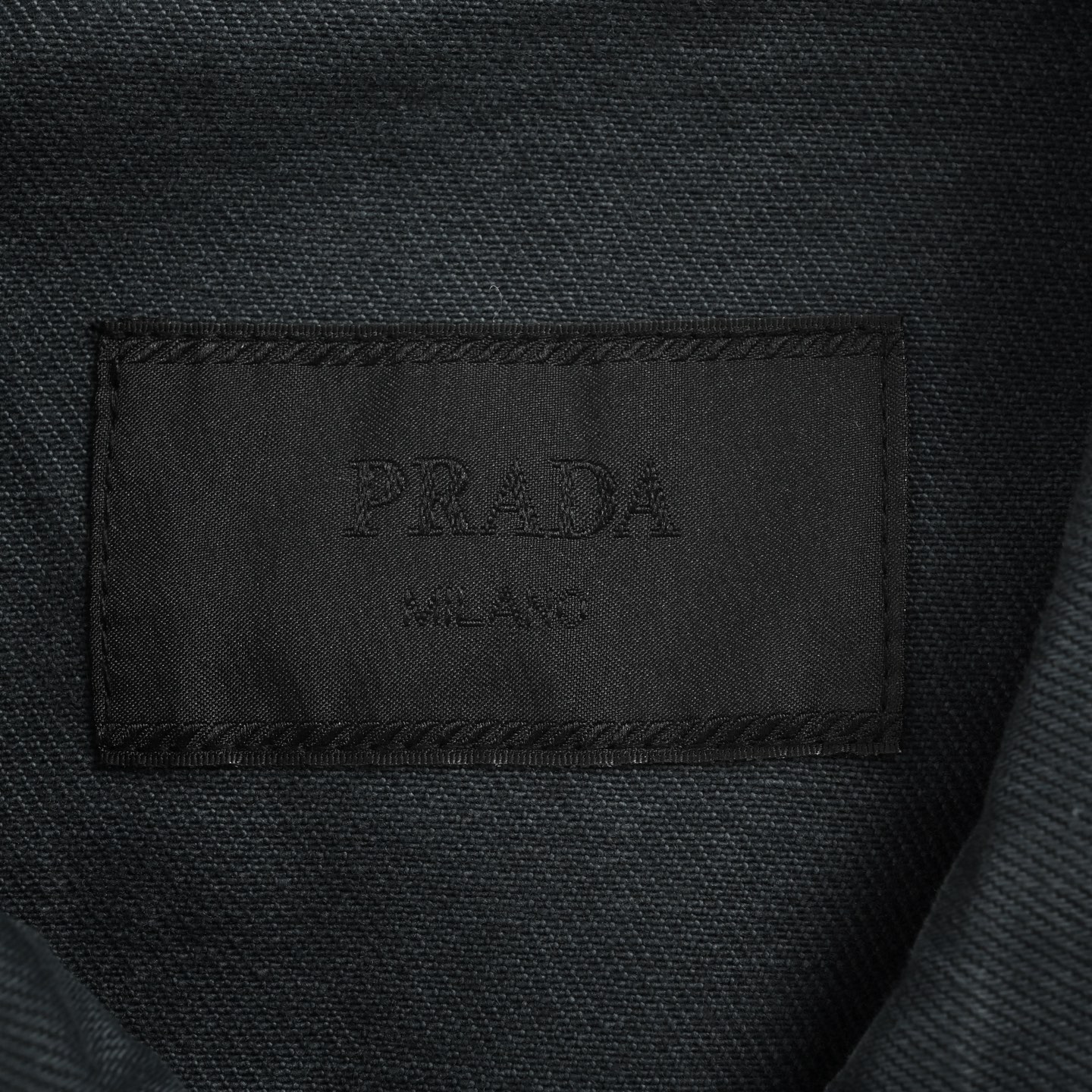 Prada/普拉达 25Fw 三角标拉链牛仔外套 定制纳米深蓝精纺牛仔布