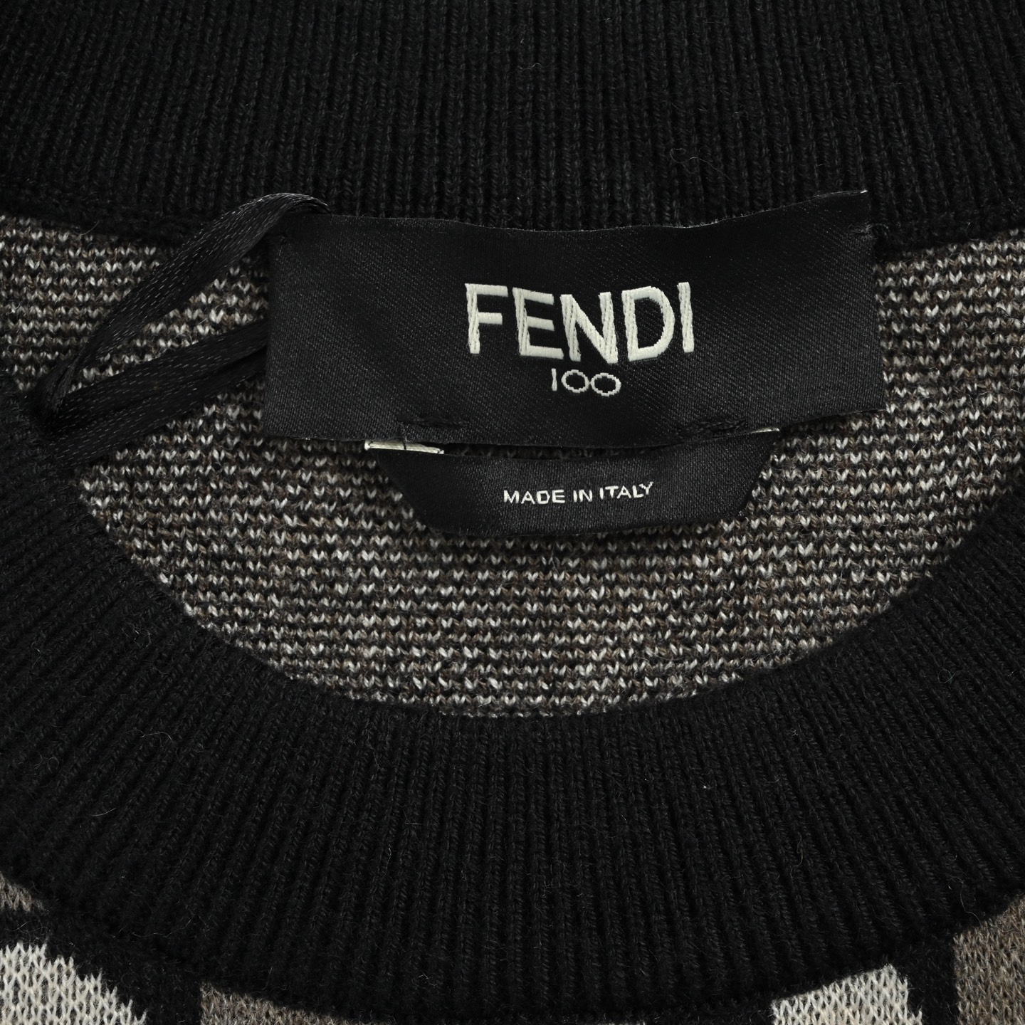 Fendi/芬迪 OPTICA满圆标提花针织毛衣