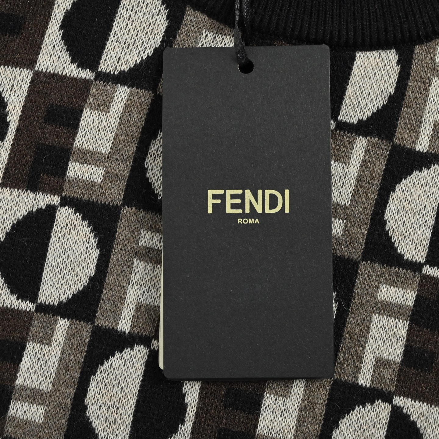 Fendi/芬迪 OPTICA满圆标提花针织毛衣