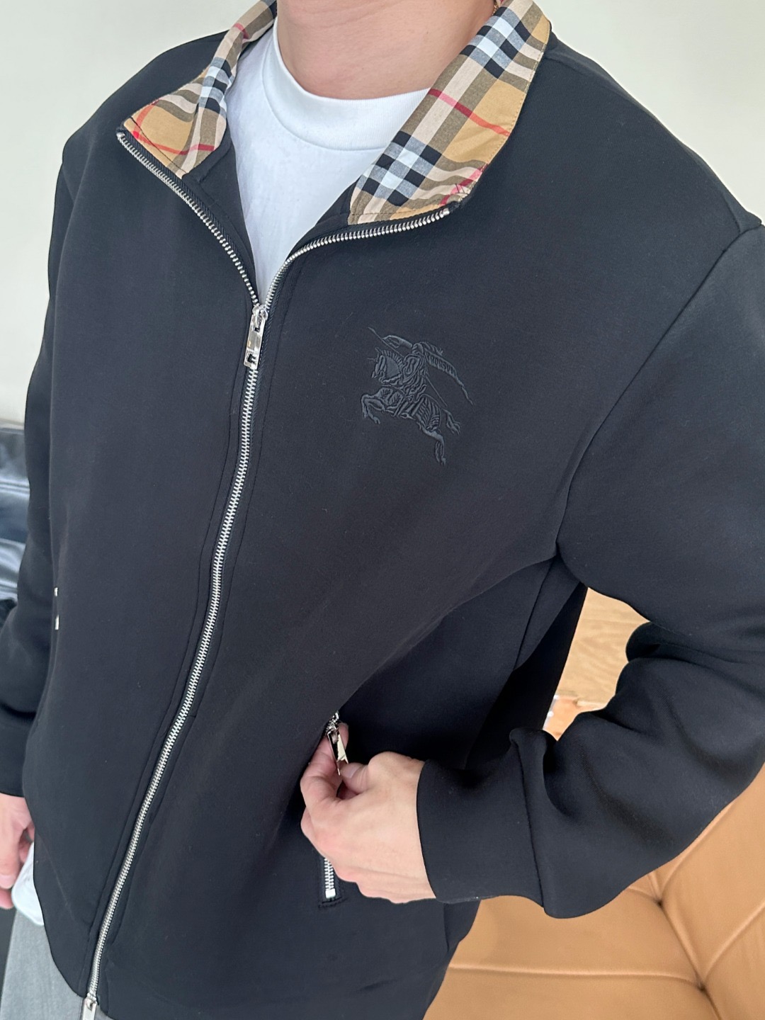 _db99s58osSIQW3b7ifXab47CpUs_-zP7uM7WHRg