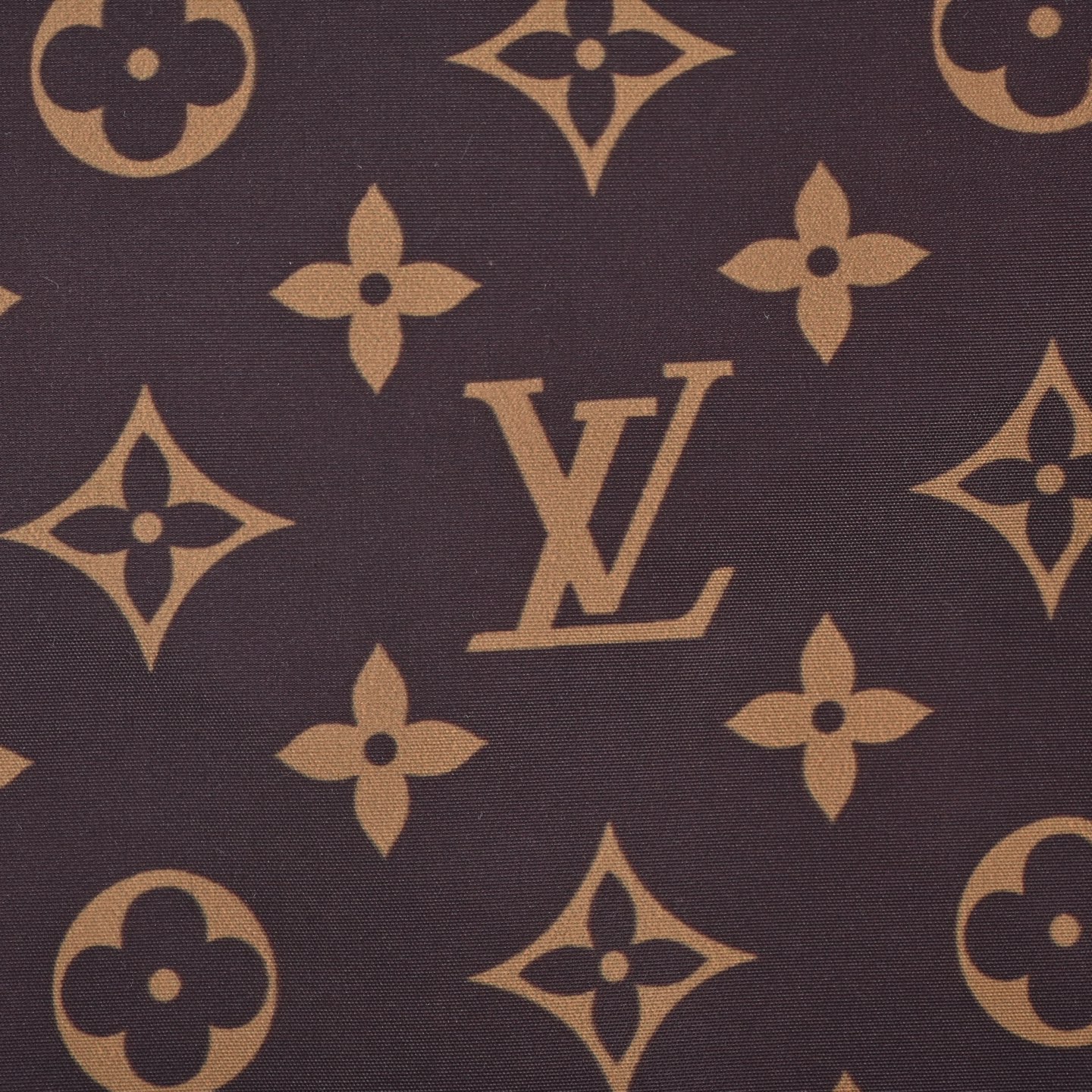 Louis Vuitton &NIGO联名款迷彩双面连帽外套