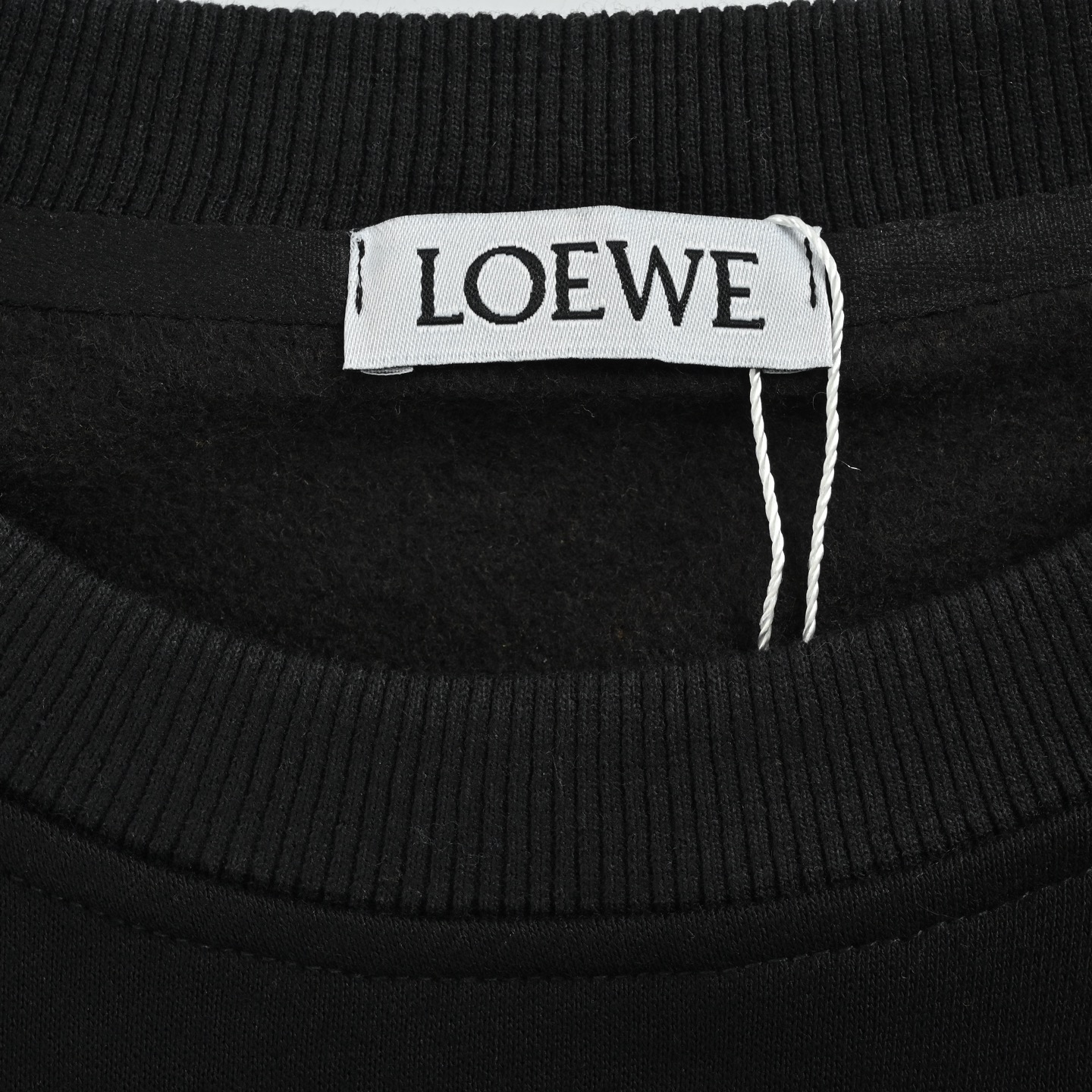 Loewe/罗意威 25Fw 错位印花圆领卫衣