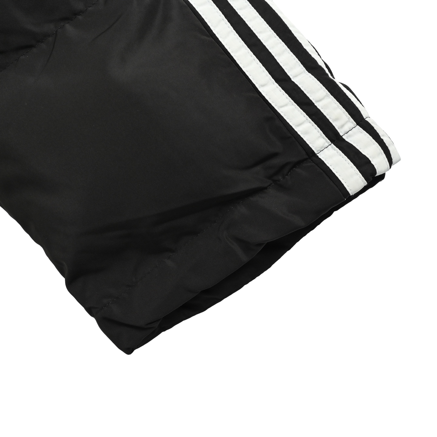 Balenciaga & Adidas 联名走秀款三杠茧型棉服外套 黑色