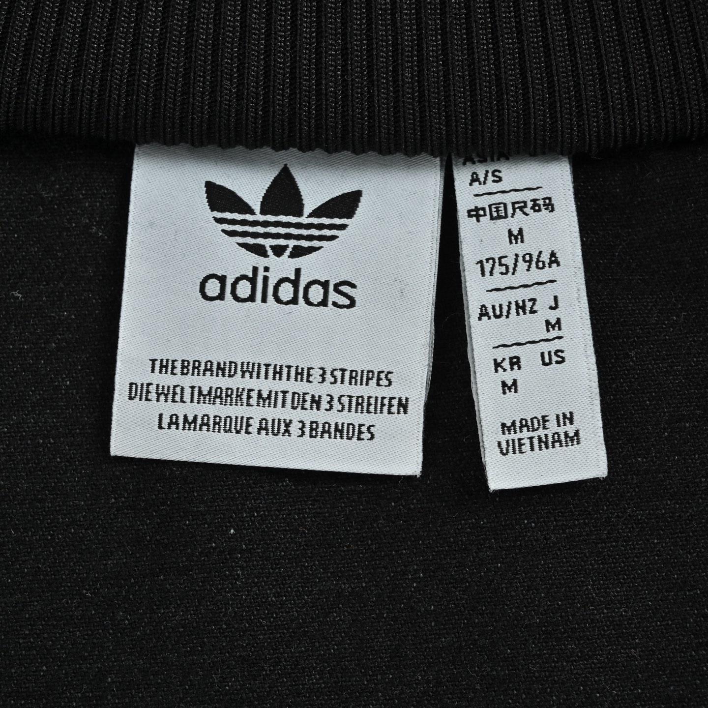 Adidas/阿迪达斯 三叶草刺绣牛仔外套 水洗做旧丹宁面料