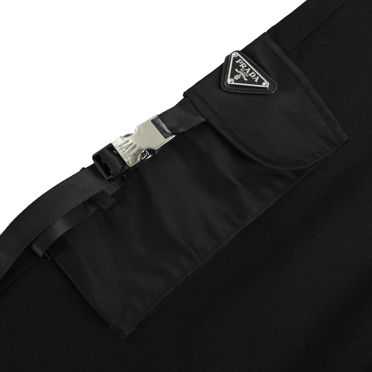 Prada/普拉达 侧口袋锁扣工装长裤 黑色