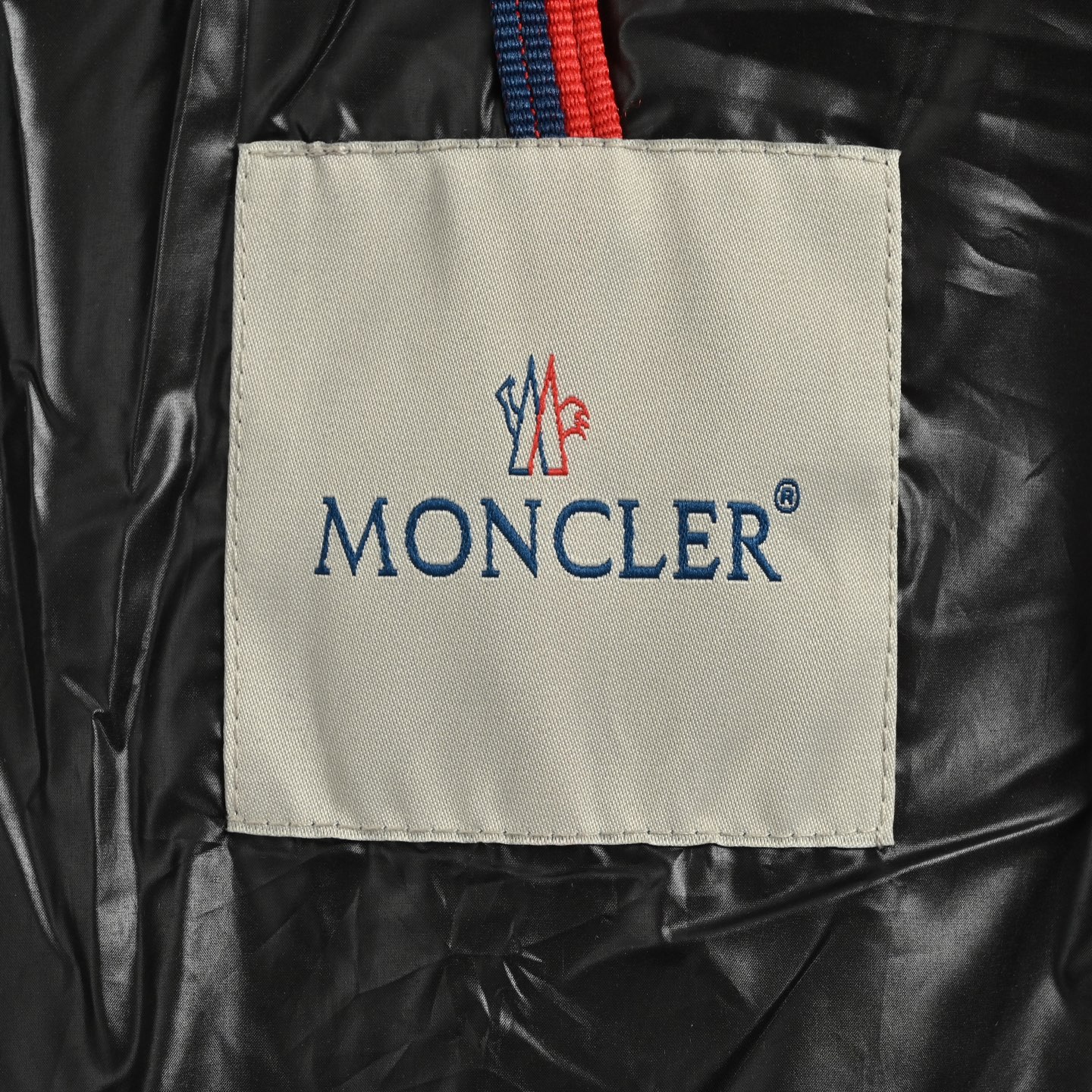 Moncler/蒙口 三色线条羽绒服 Bouvaque条纹刺绣立领羽绒服 三色饰边刺绣