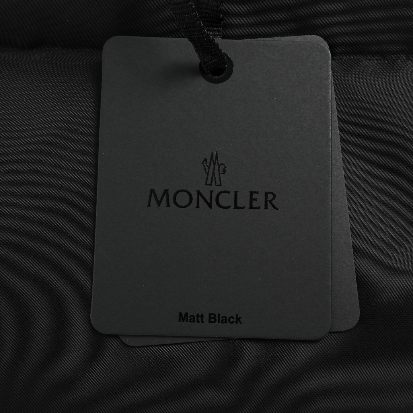 Moncler/蒙口 纯黑色立领短款羽绒服 Moncler Vissec短款羽绒服