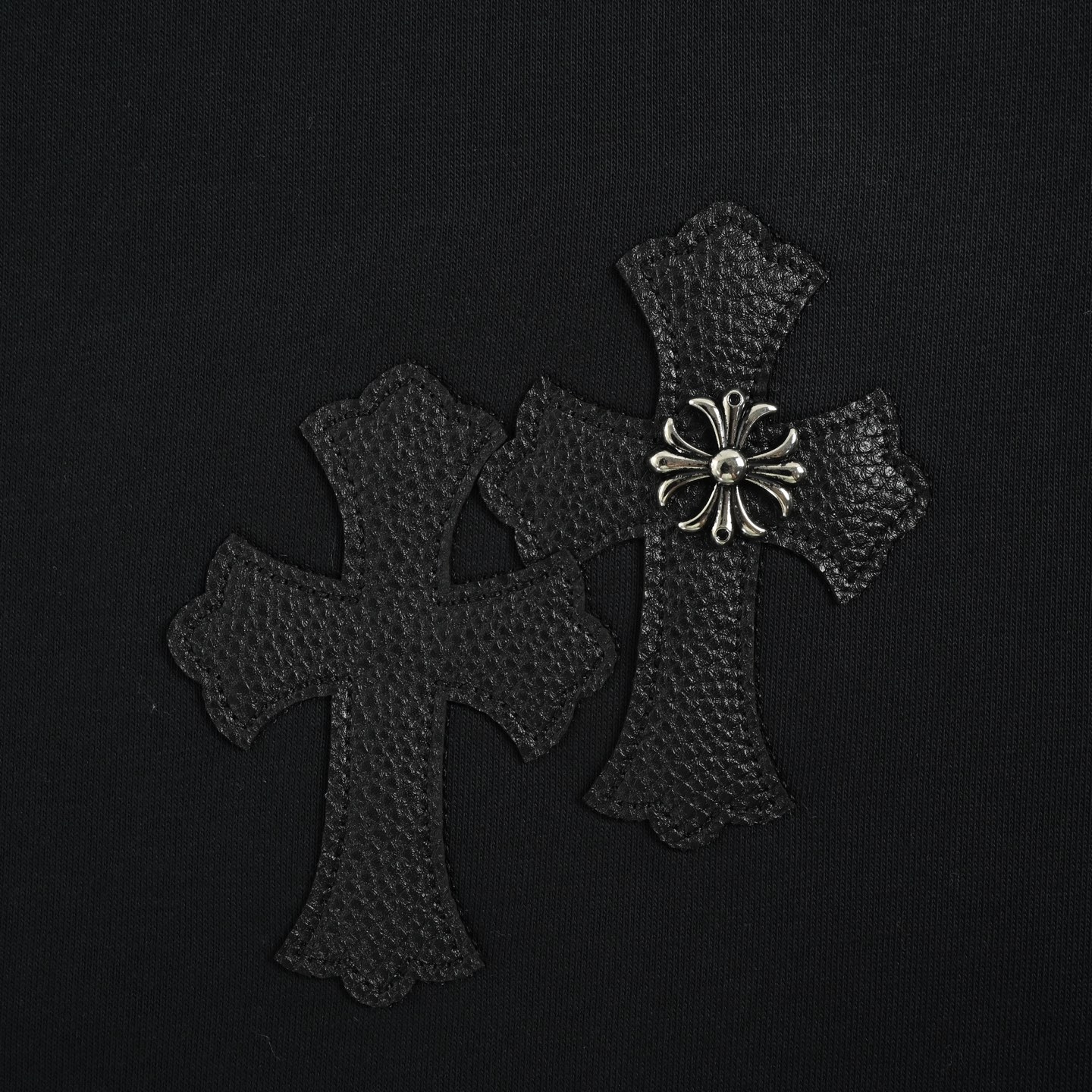 Chrome Hearts/克罗心 25Fw 皮标十字架圆领卫衣 白色/黑色