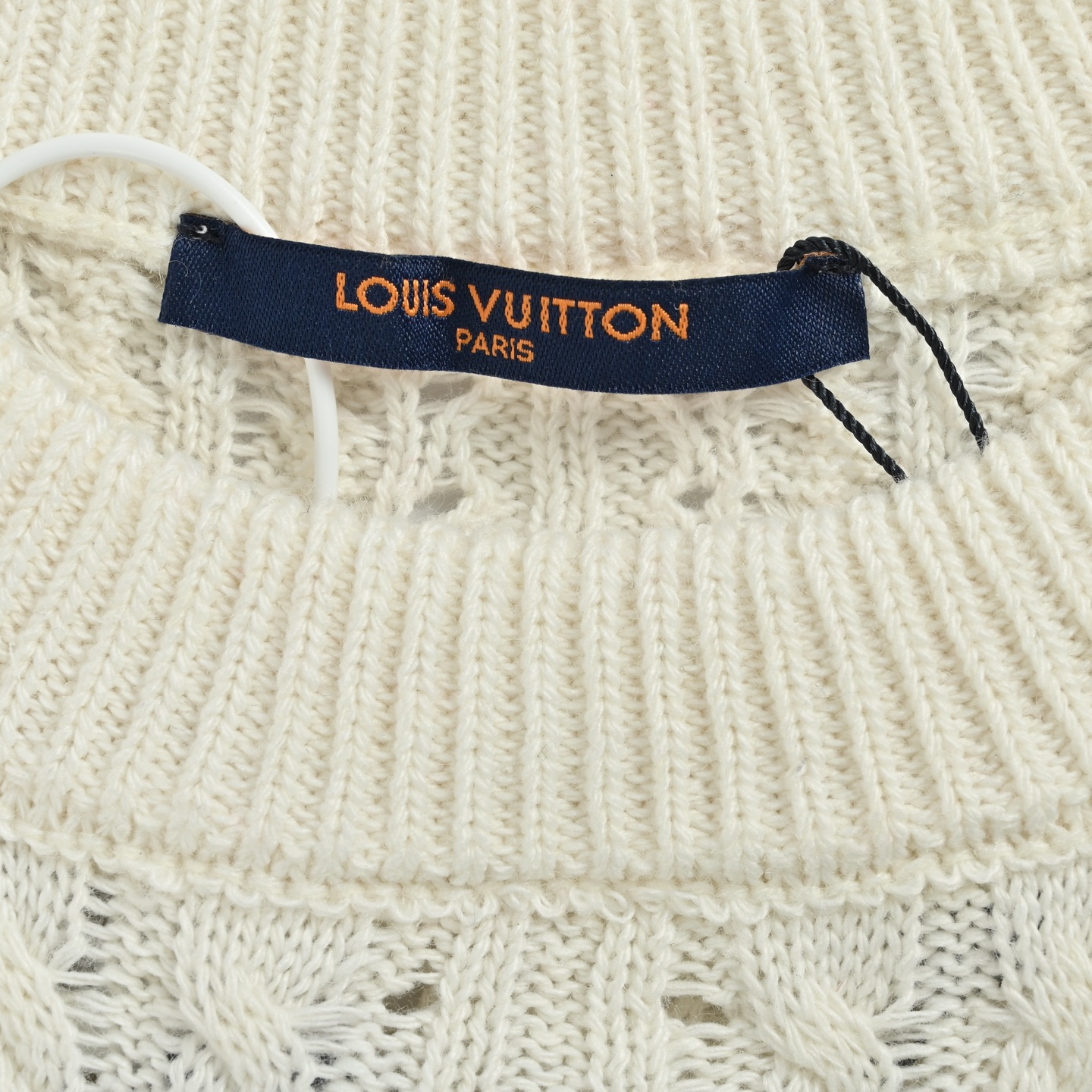 Louis Vuitton/路易威登 刺绣logo镂空毛衣 轻奢主义