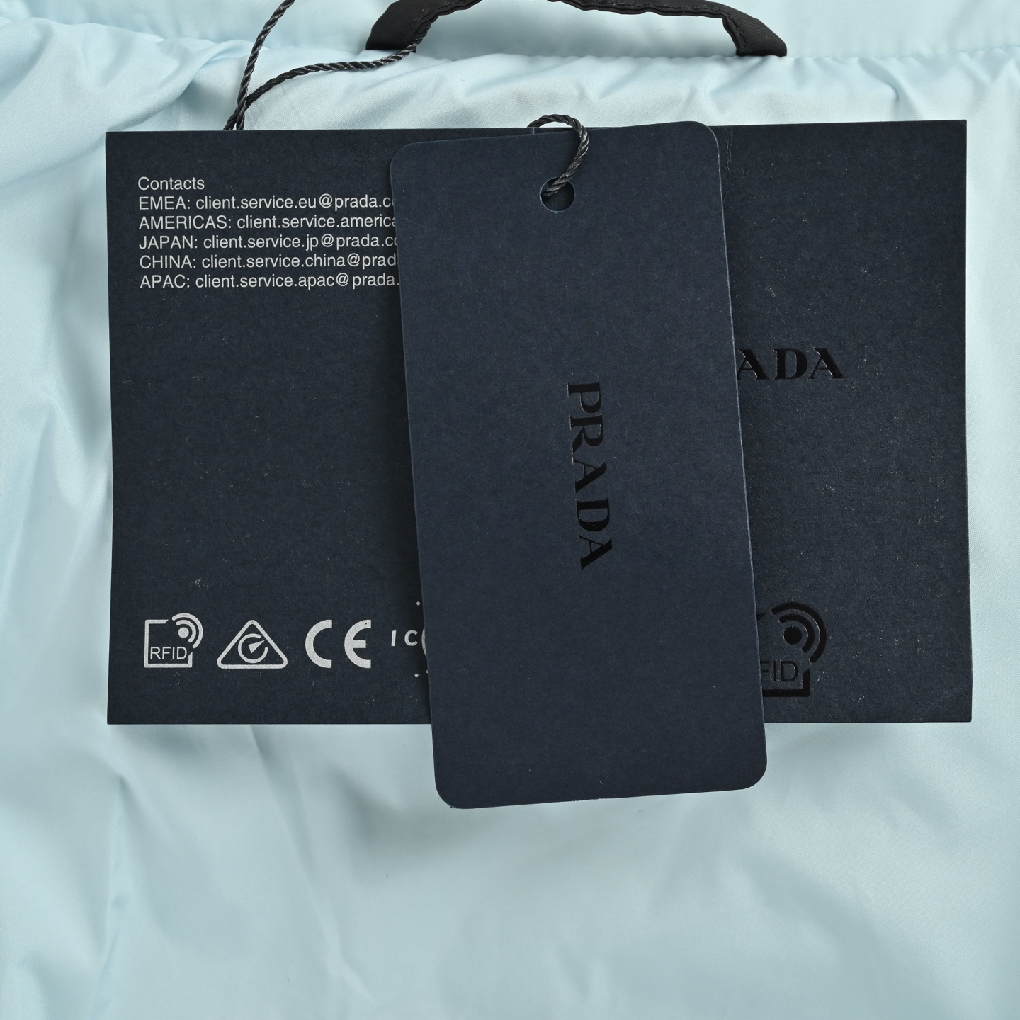 Prada/普拉达 三角标立领短款羽绒服