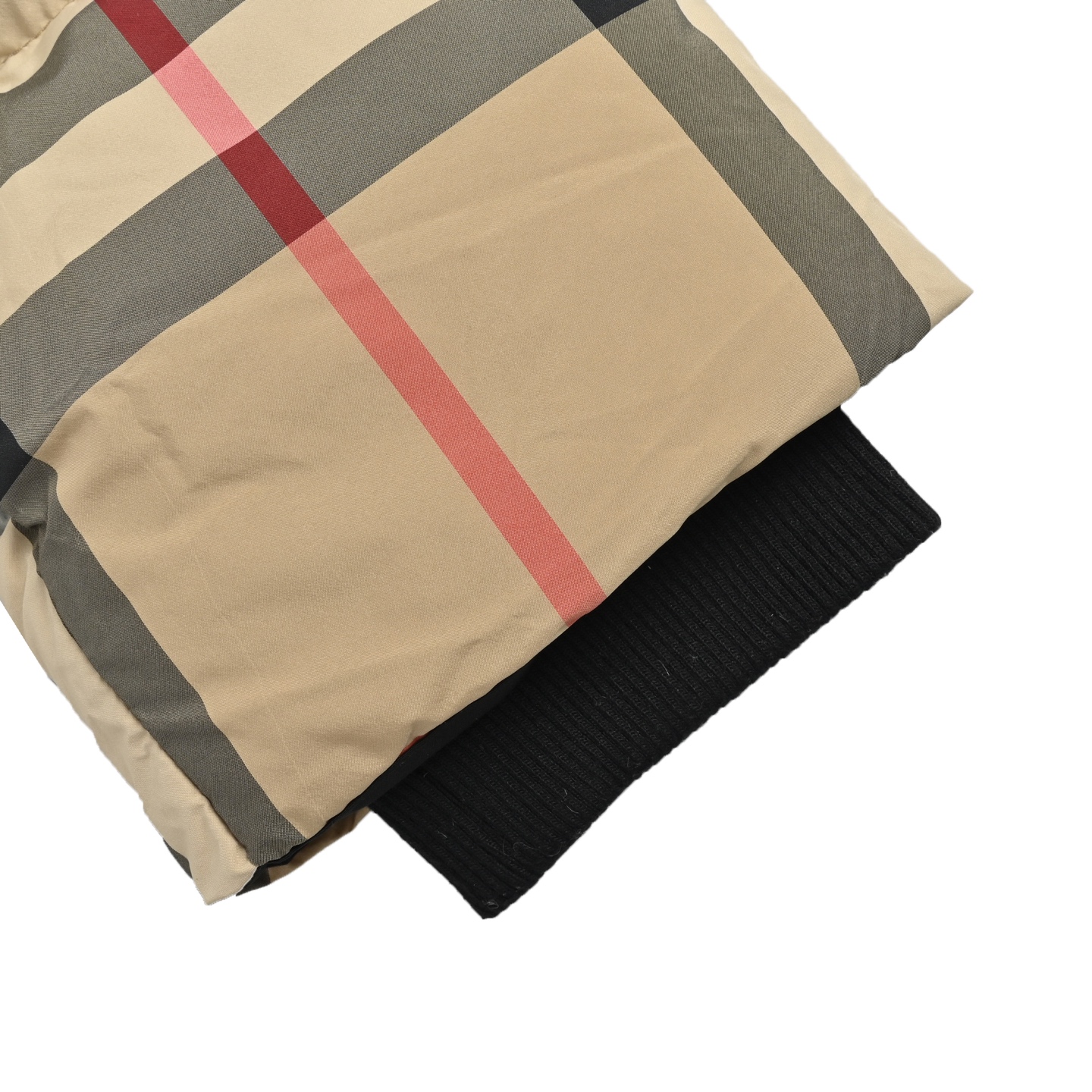 Burberry/巴宝莉 经典格子条纹羽绒服 填充90白鸭绒 暖性非常强