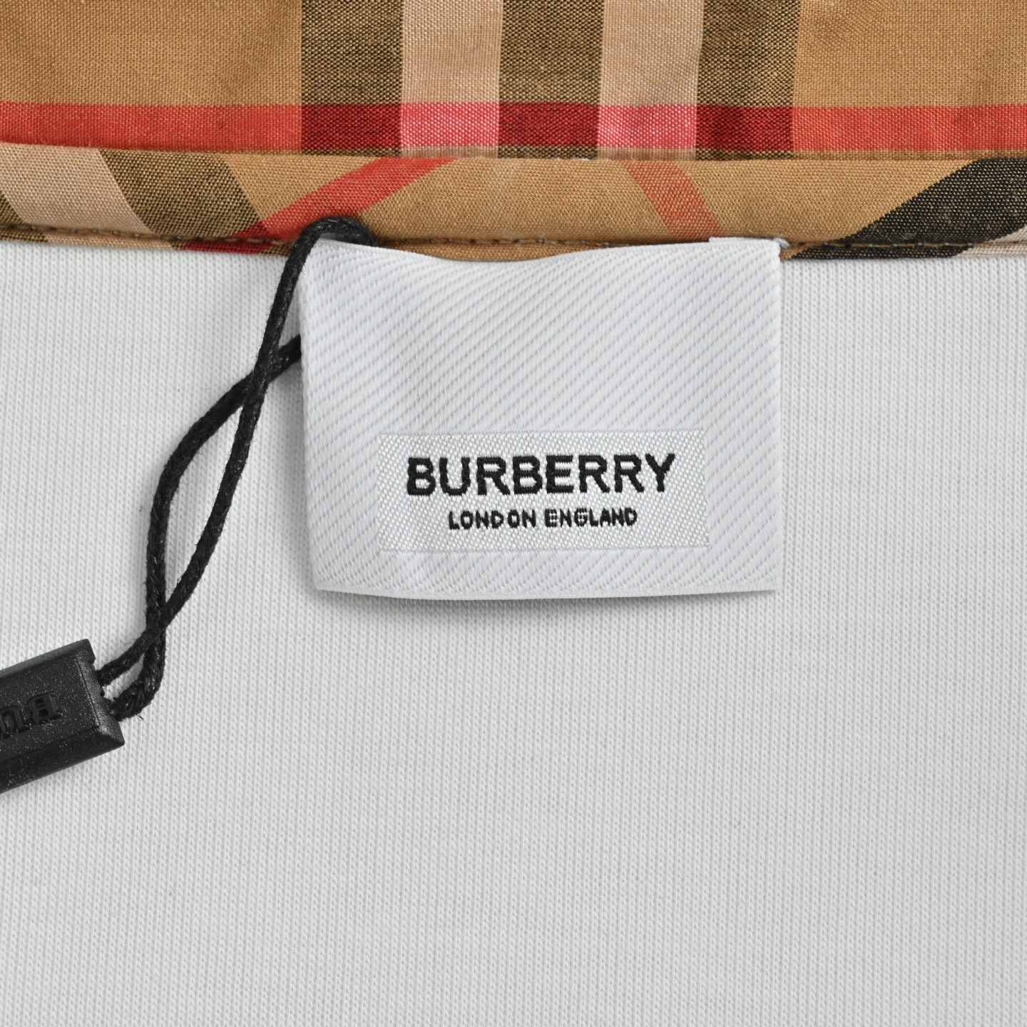 Burberry/巴宝莉 胸口刺绣战马拉链立领外套 Burberry/巴宝莉 白色