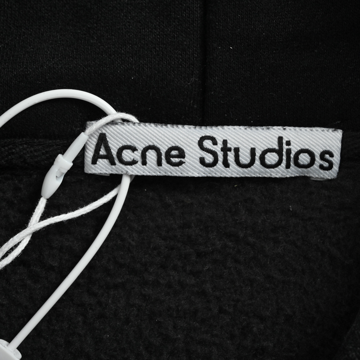 Acne Studios 水洗褪色后背小硅胶做旧连帽卫衣 洗水黑