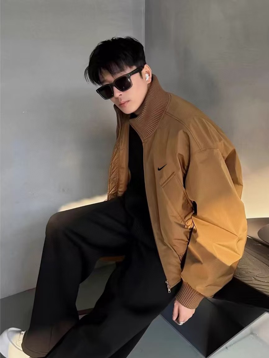 #Nike/耐克 25Fw 小标棉服外套上身效果