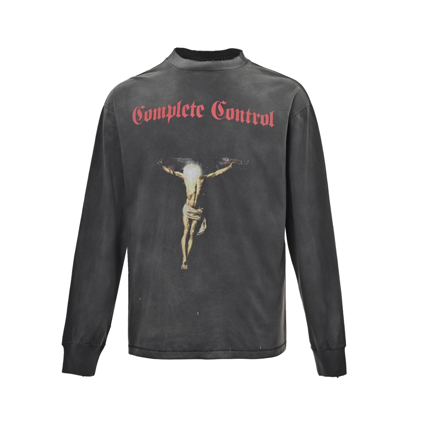 本地自取：💰230
SAINT MICHAEL 枪械十字耶稣印花长袖
整体面料选用260克100%纯棉16织双纱汗布面料 圆筒无侧缝面料 螺纹选用300G100%纯棉1*1弹力无根螺纹 面料经过成衣水洗后克重增加到280克左右 使用特种圆机以纬编方式织成筒状衣片 预先设计电脑程序 织成筒状衣片 成品没有侧缝 工艺更美观 上身减少紧绷感 阿苏特成衣件染 能洗出怀旧感 骨位效果明显 全程采用环保染料成本较高 全件喷马骝褪色使用高锰酸钾溶液喷涂在衣物上 通过化学反应均匀褪色 产生霜白效果 喷马骝褪色更均匀 可以控制褪色程度 适合打造复古风格 成衣使用了喷马骝渐变做旧 局部褪色效果显著 呈现出高街感 增强做旧效果 领口袖口磨烂+多位吊烂手工做旧 印花均采用进口高喷头直喷机数码直喷印花制作 整体色彩丰富 分色准确呈现印花效果 但是印花并非实心印花 透过印花可以看到本布面料颜色 上方覆盖白色透明保护浆保护印花不脱落 印花旁边的小字体清晰不模糊 袖口跟下摆的车法是采用复古单线挑脚锁边技术 定制吊牌全套辅料做齐 带小天使防伪标 外包装贴纸编码全部同步到位
Size:S-XL