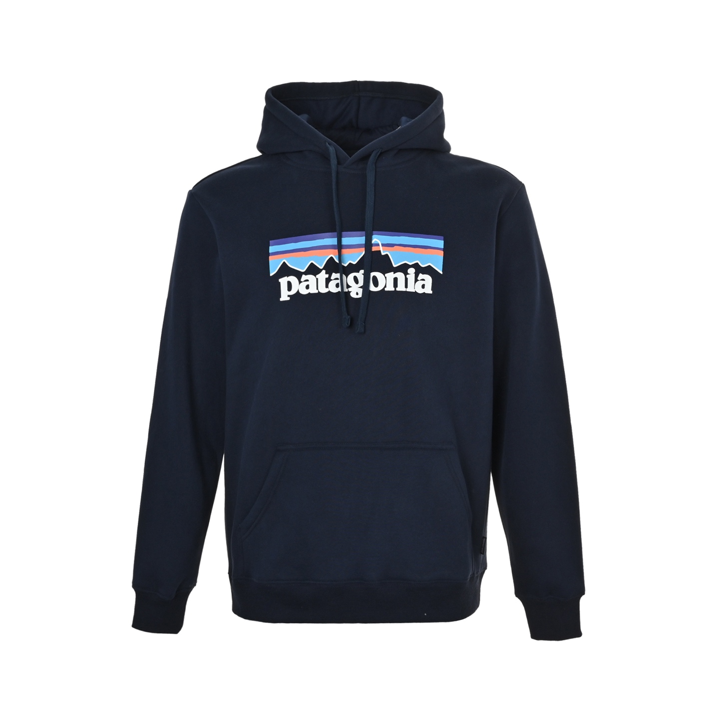 Patagonia/巴塔哥尼亚 P-6 LOGO字母连帽加绒卫衣 男女同款 面料方面:精选300g高支棉混纺材质,亲肤柔软,兼顾透气与保暖性能,适合春秋日常穿着,也能作为冬季内搭.面料耐磨耐洗,不易变形,持久保持挺括感. 工艺细节:采用精密双针走线工艺,整体版型利落干净,领口袖口及下摆螺纹收口设计,增强贴合度与耐用性,细节处彰显品质. 舒适亲肤的高品质棉混纺面料,耐穿不易变形,适合日常高频率穿搭,经典连帽+螺纹收口,版型挺括不挑人,百搭时尚,轻松演绎运动休闲风,一件卫衣即可满足通勤、休闲、户外多场景穿搭,真正的衣橱必备单品. -颜色:黑色、午夜蓝、花灰色